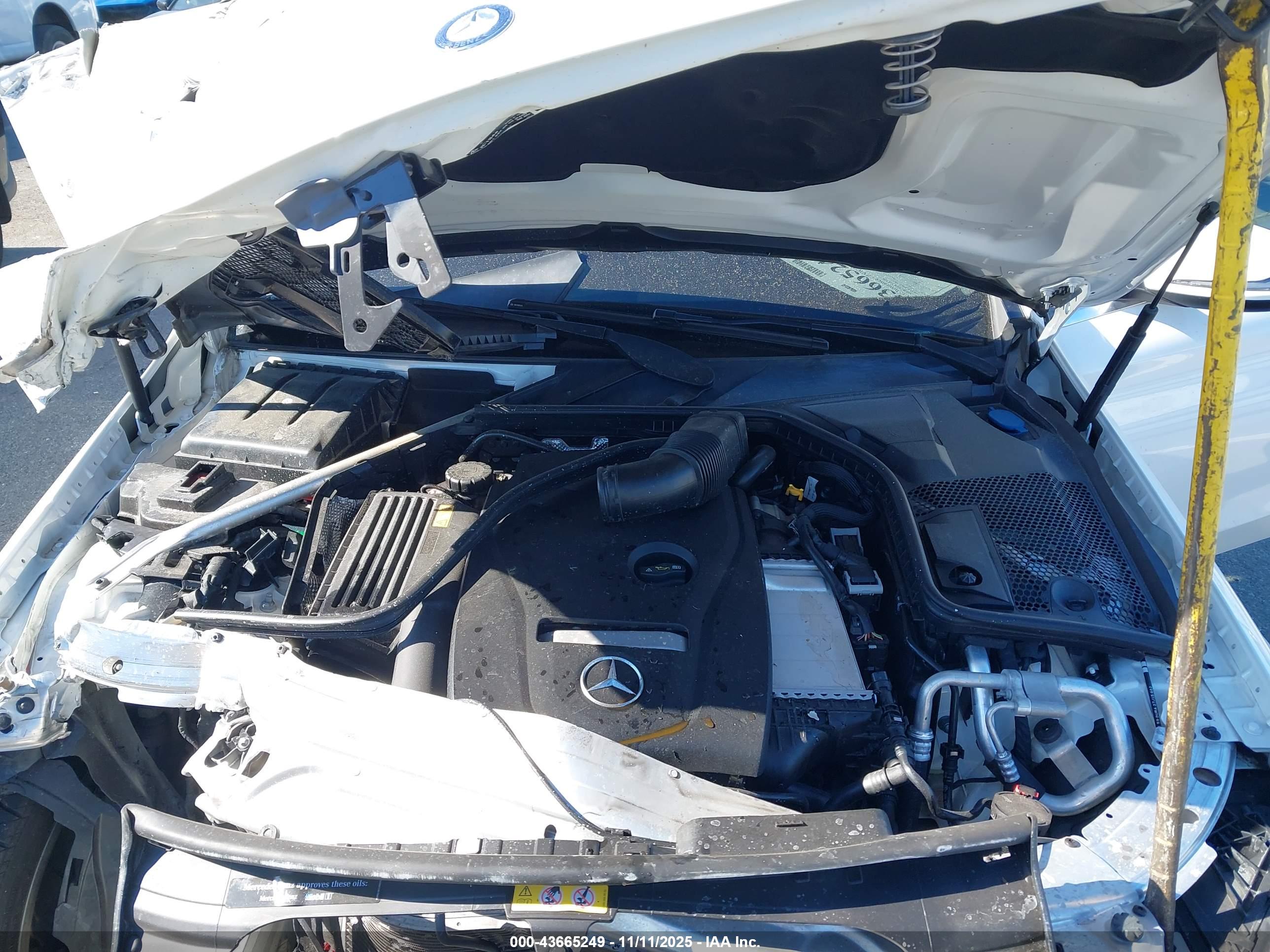MERCEDES-BENZ C image 10