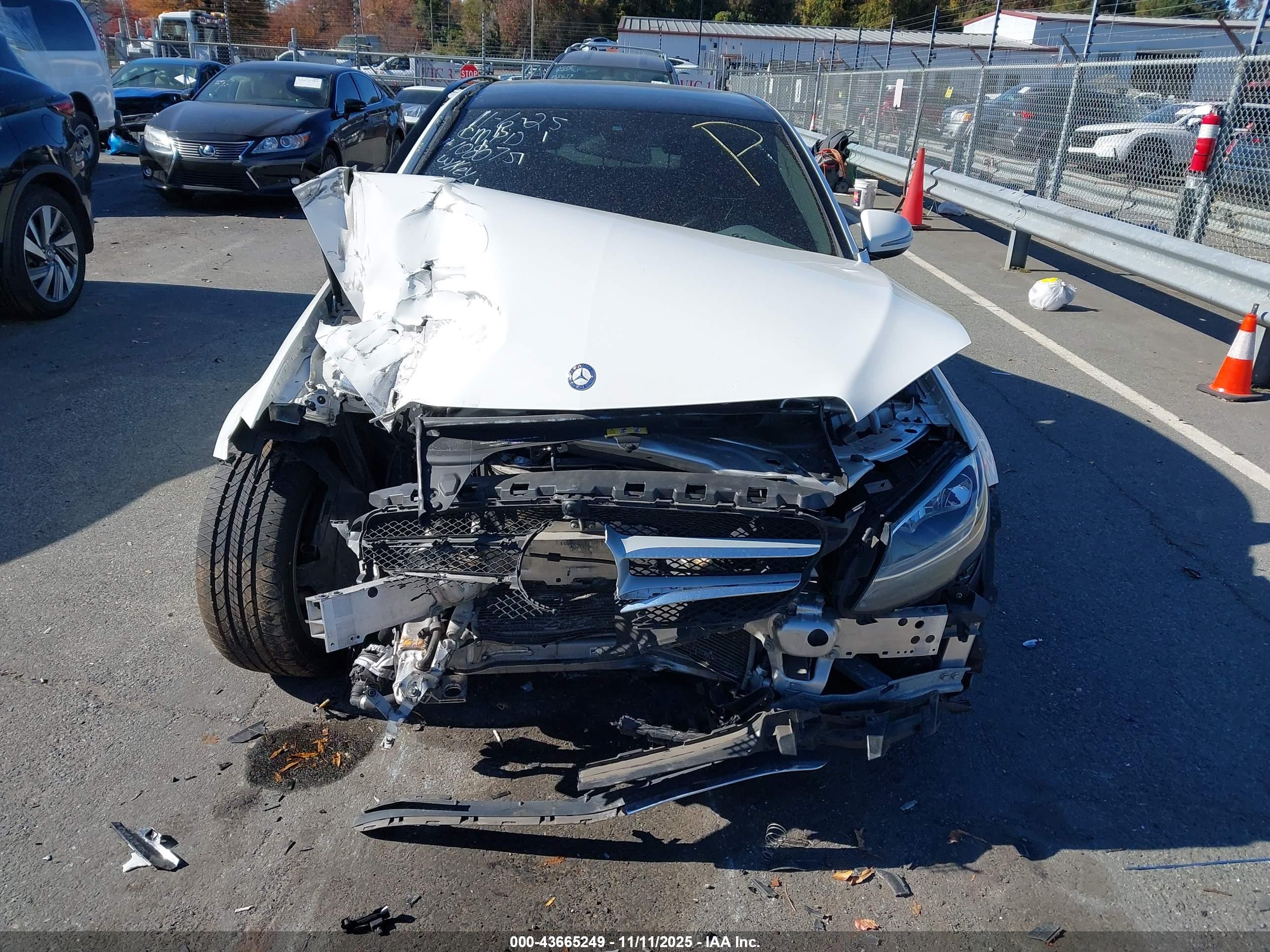 MERCEDES-BENZ C image 6