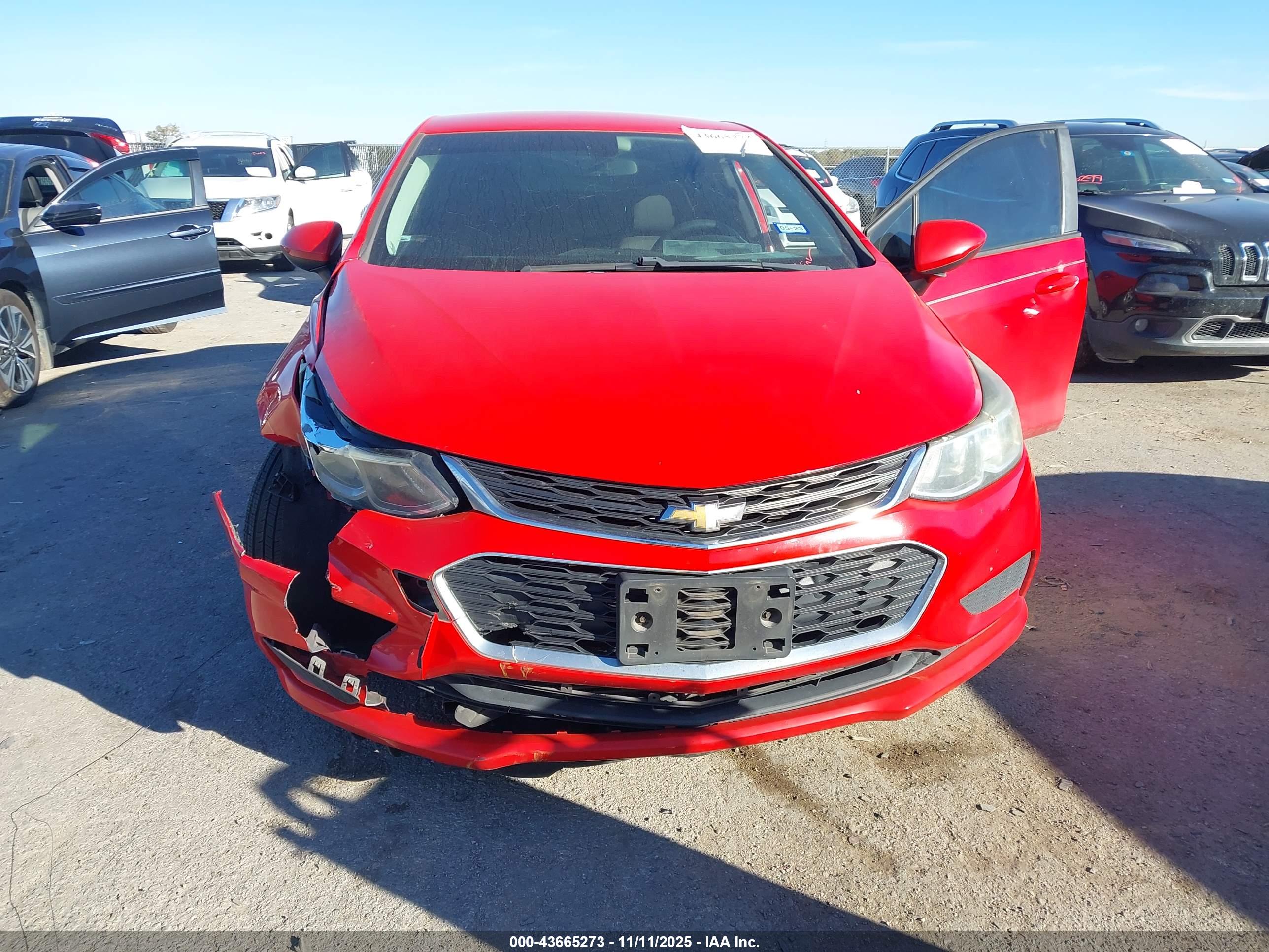 CHEVROLET CRUZE image 6