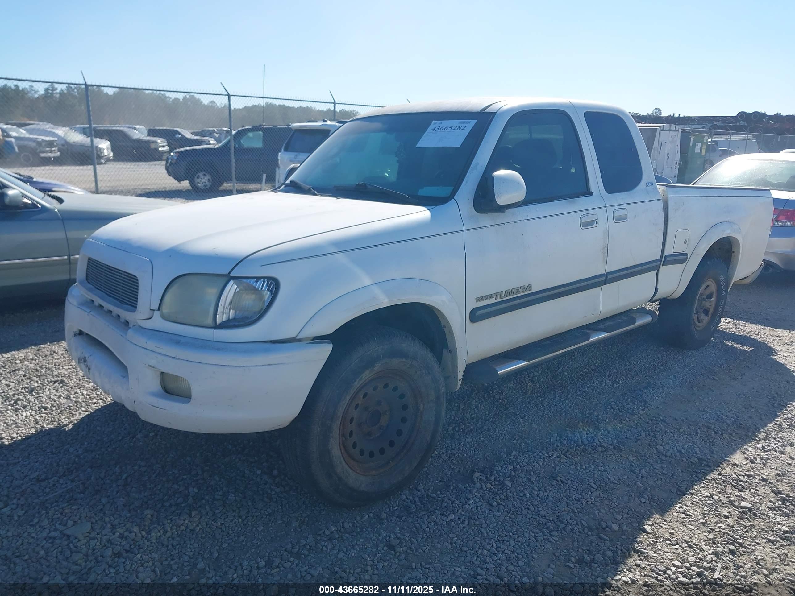 TOYOTA TUNDRA image 2