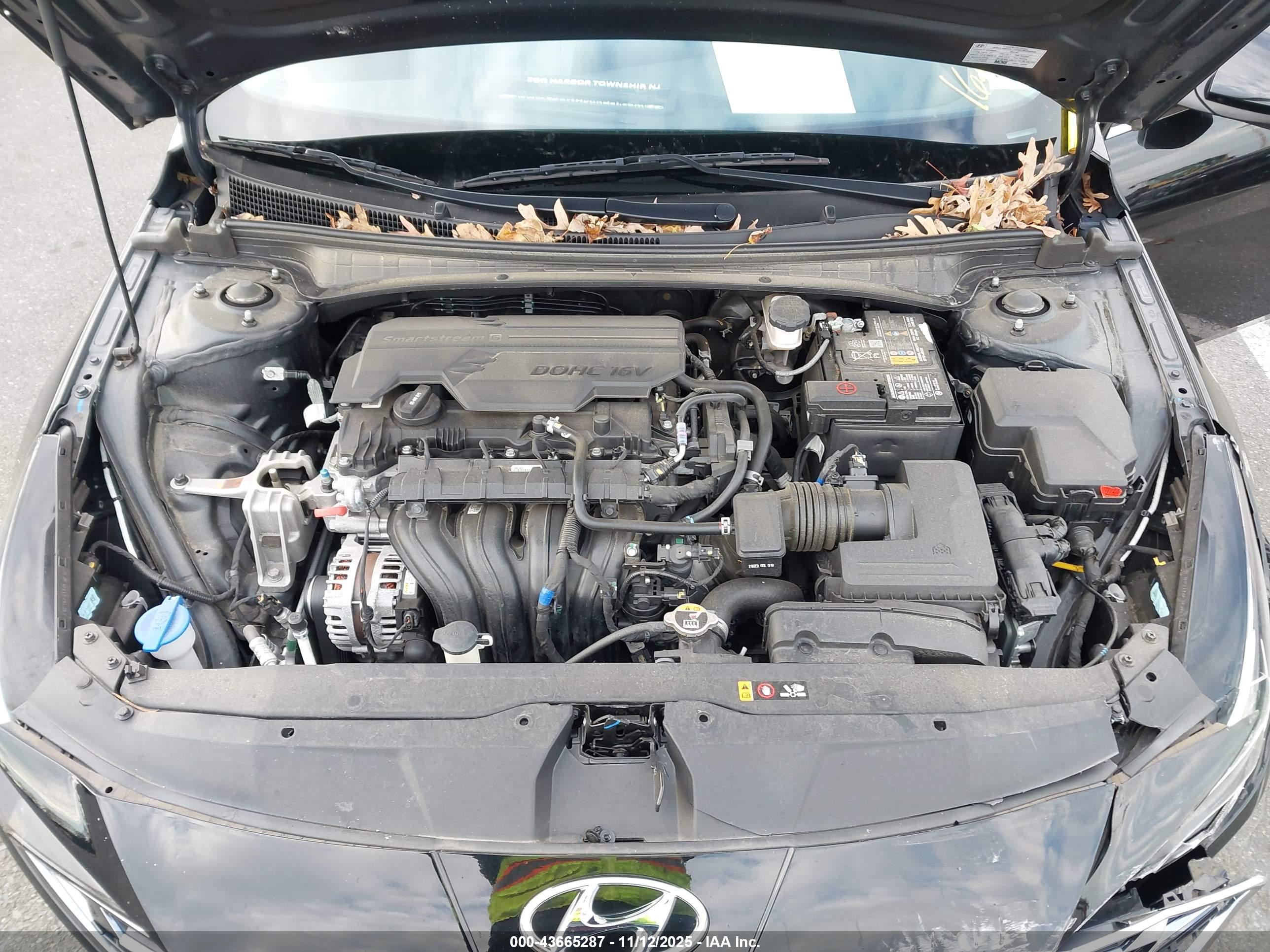 HYUNDAI ELANTRA image 10