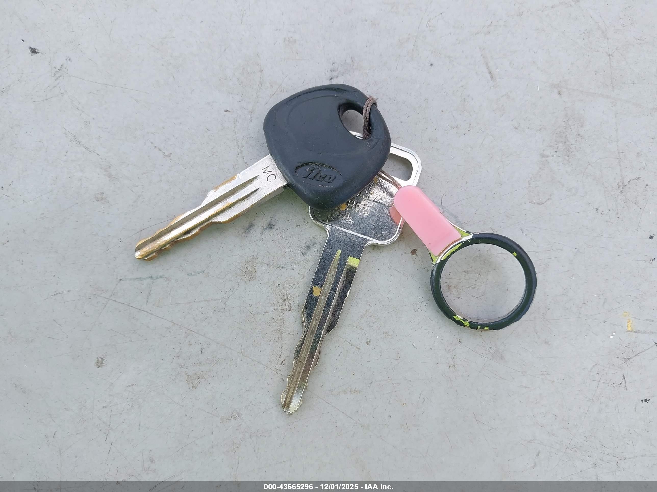 HYUNDAI ACCENT image 11