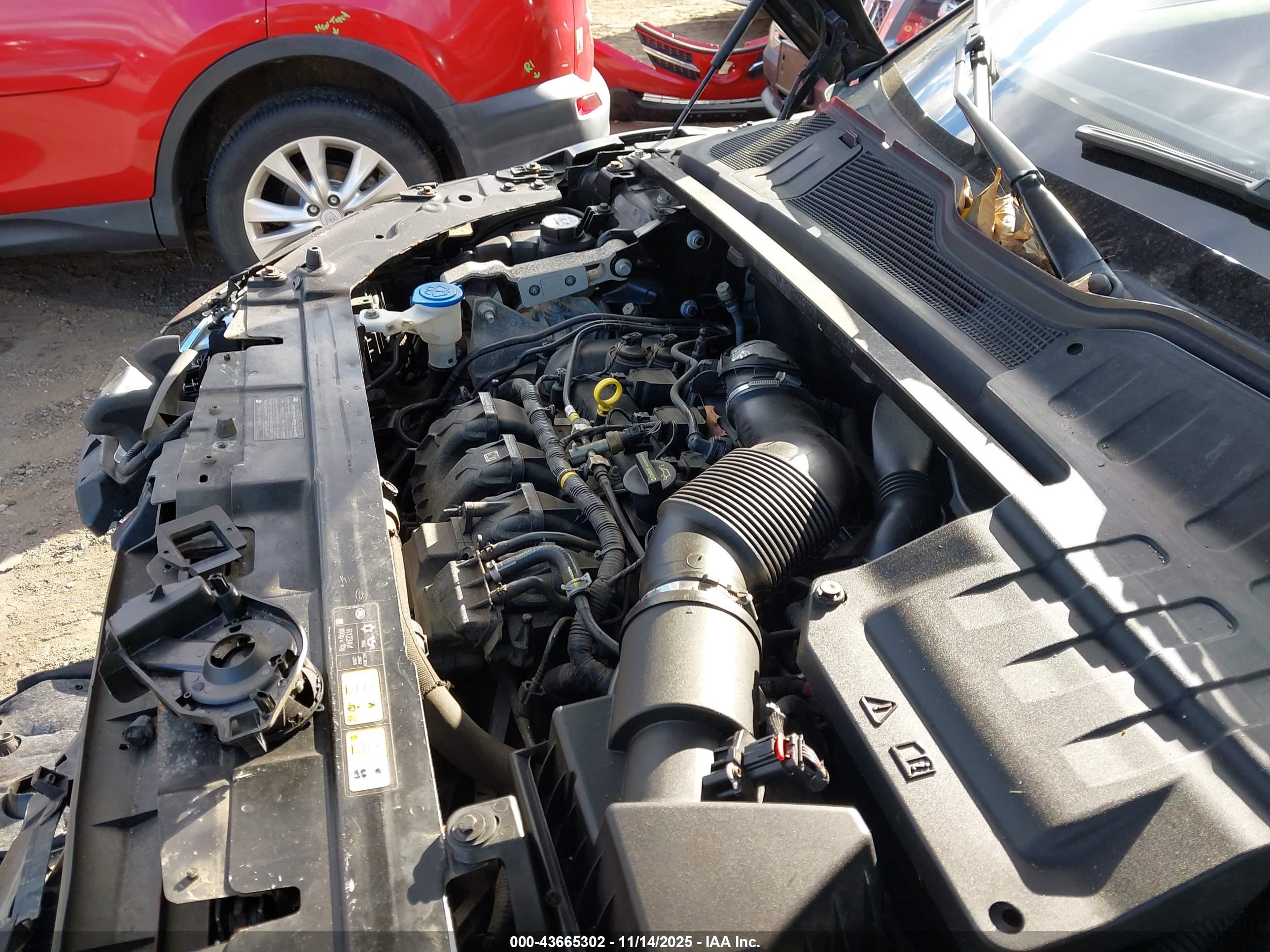 LAND ROVER image 10