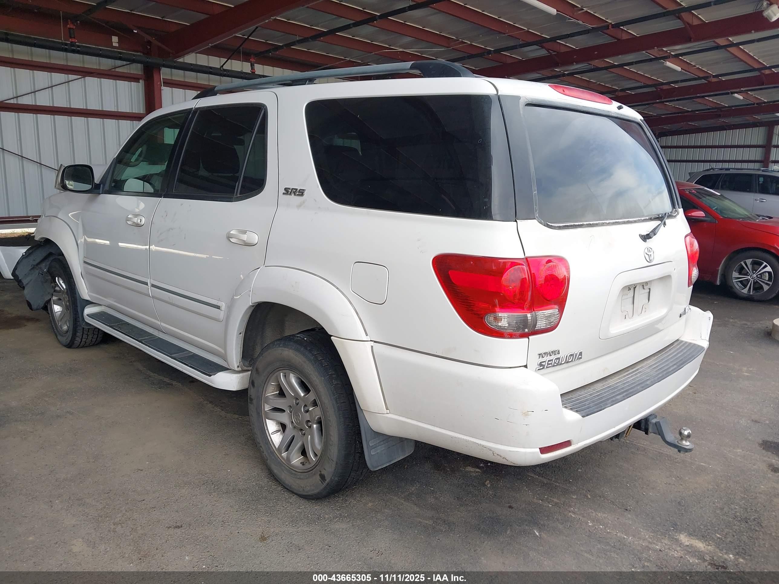 TOYOTA SEQUOIA image 3
