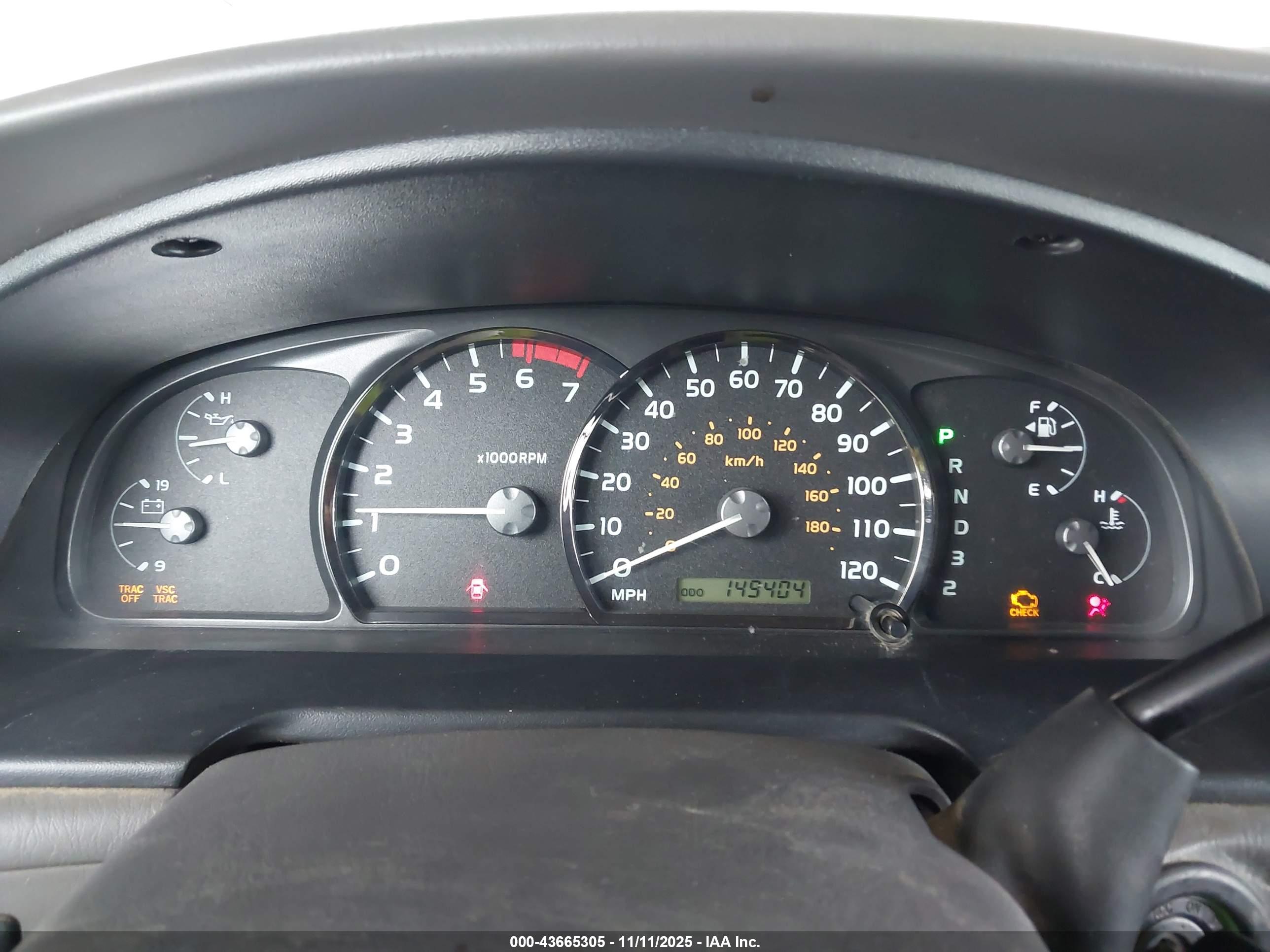 TOYOTA SEQUOIA image 7