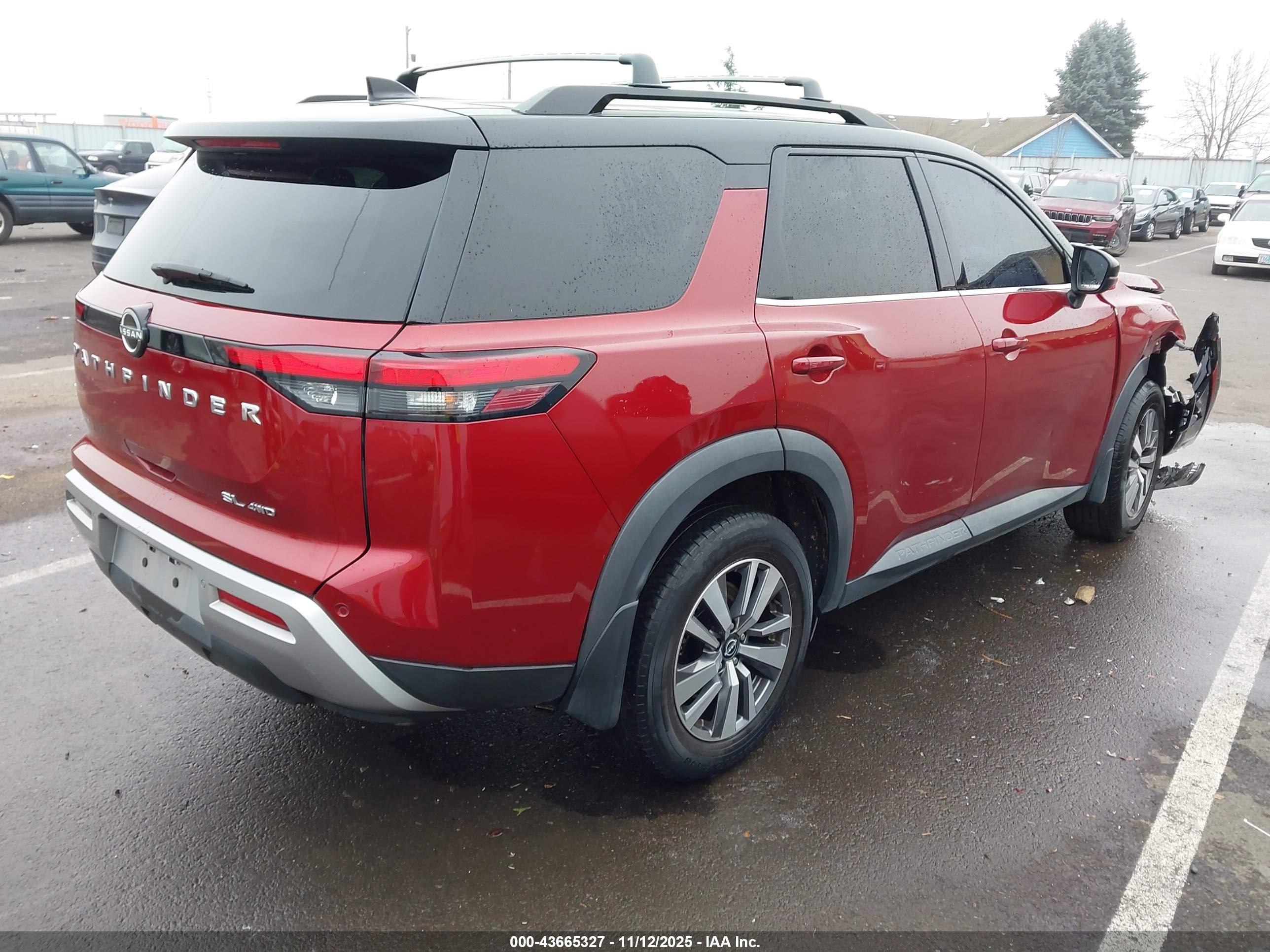 NISSAN PATHFINDER image 4