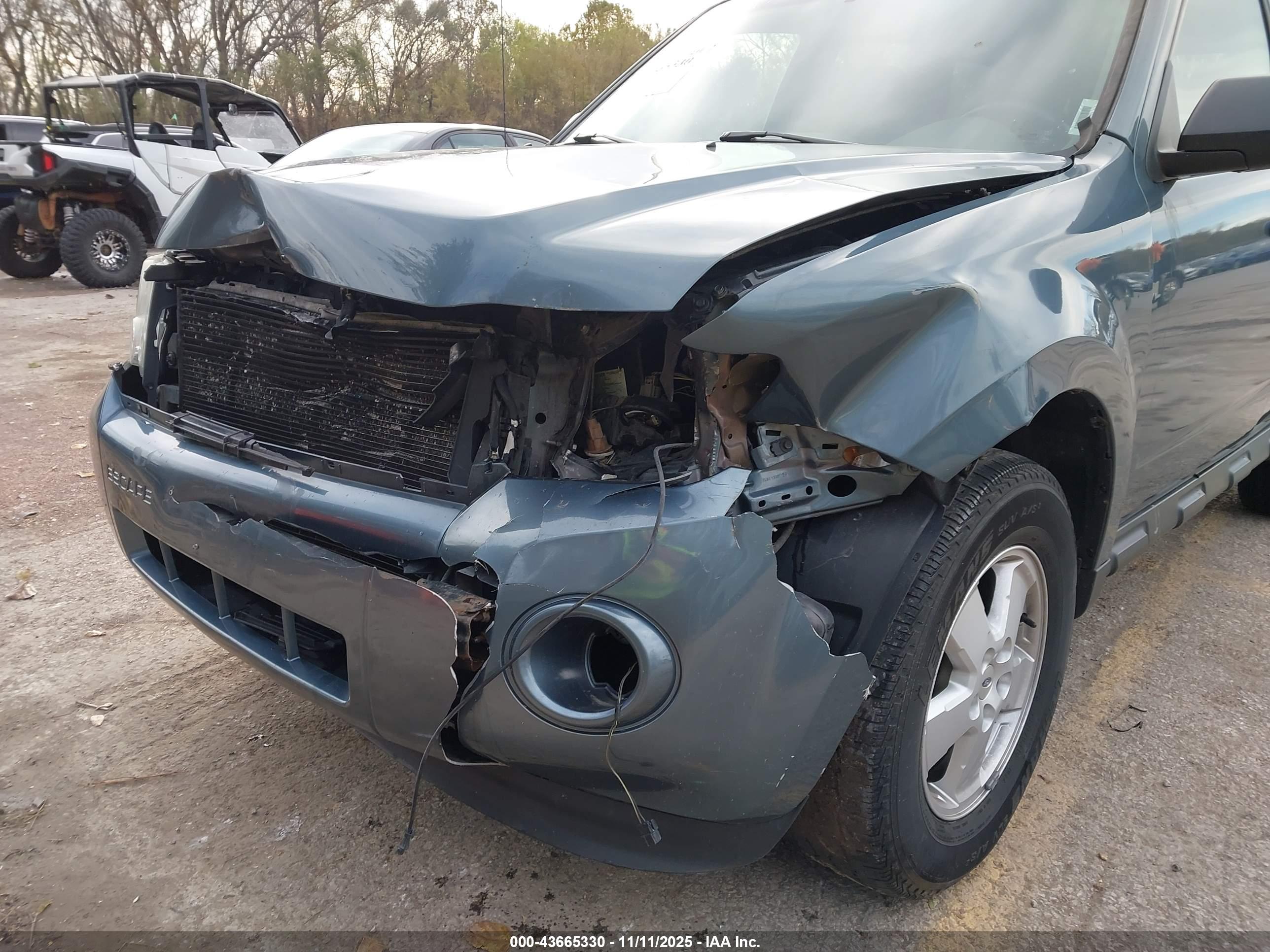 FORD ESCAPE image 6