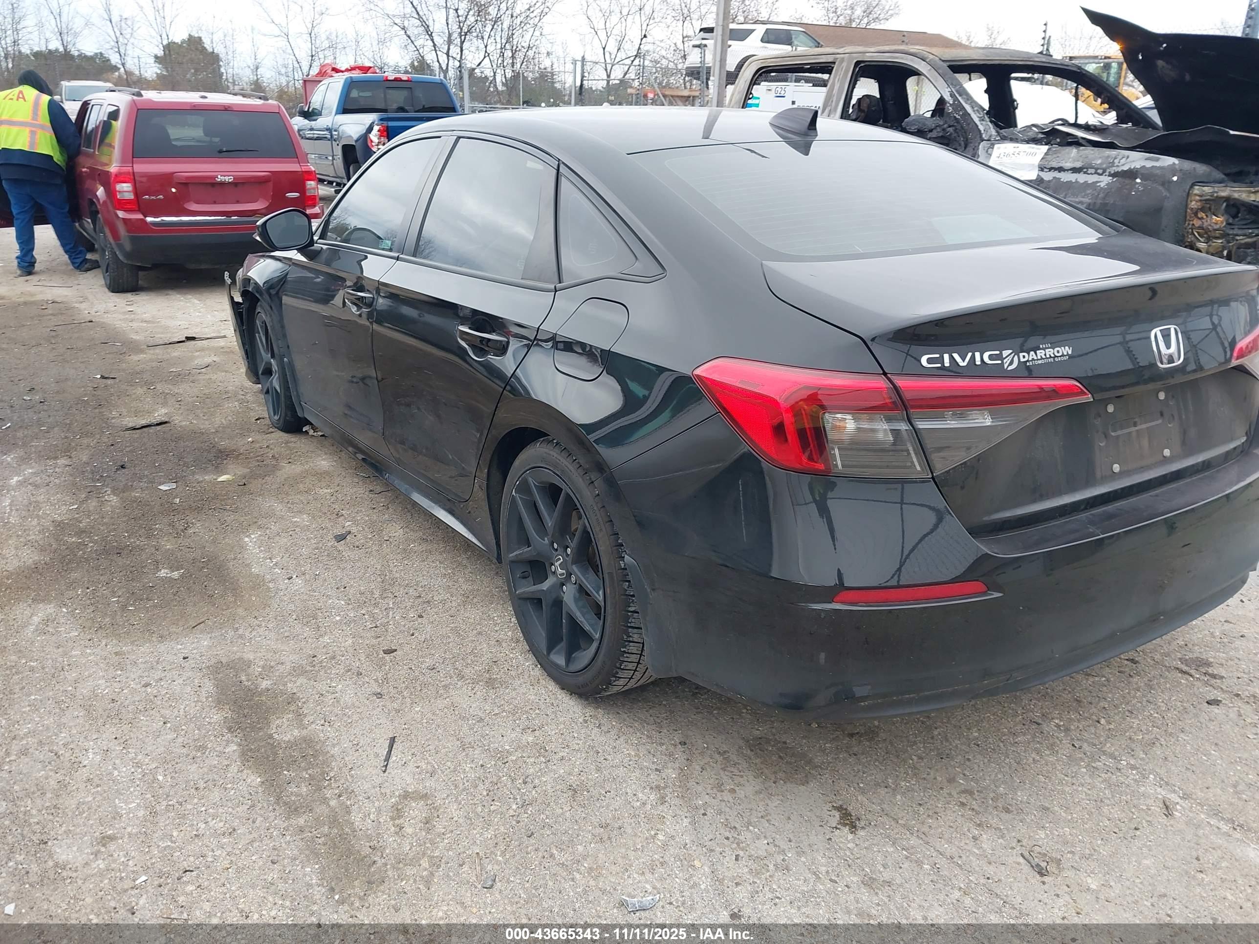 HONDA CIVIC image 3