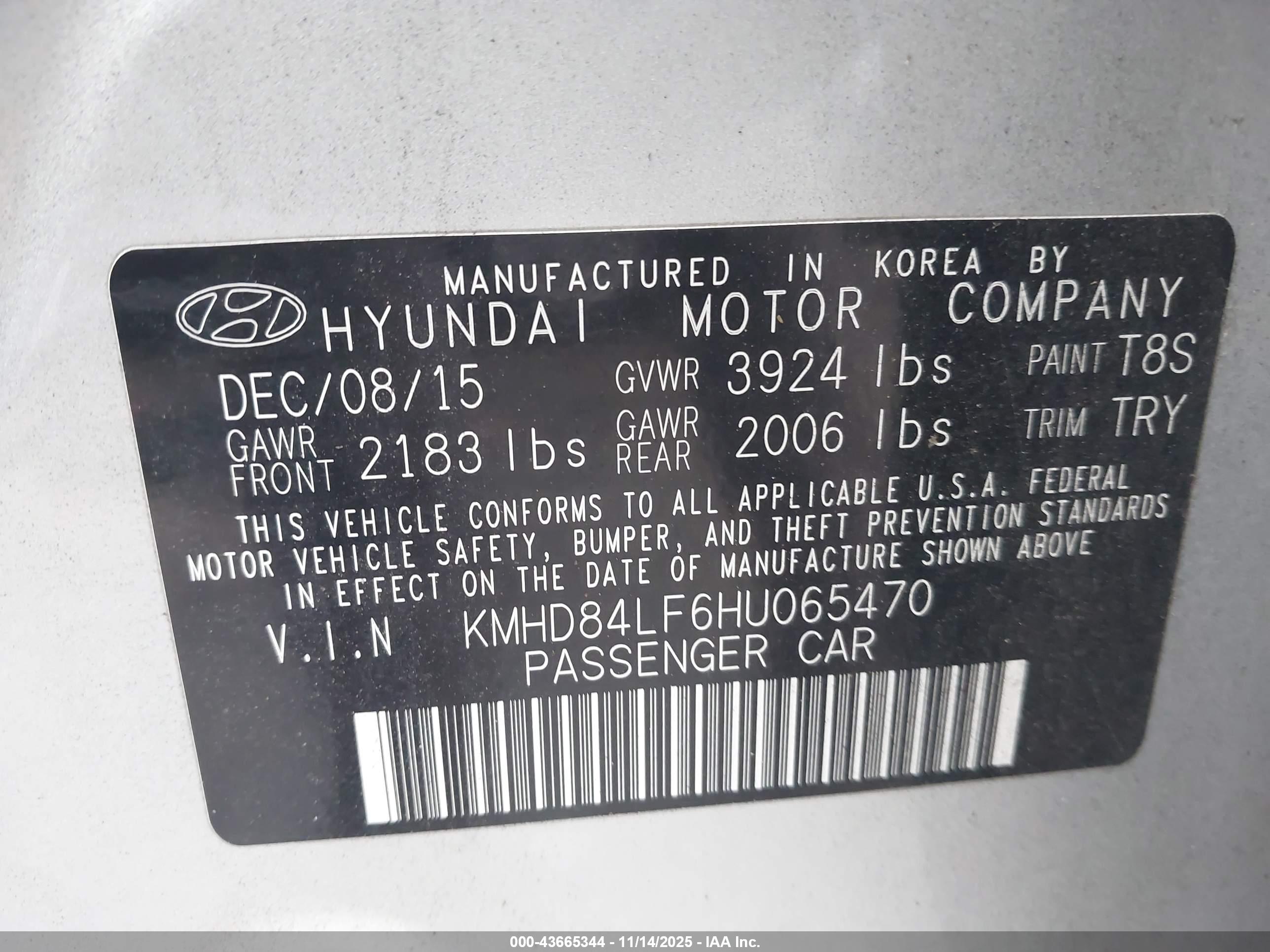 HYUNDAI ELANTRA image 9