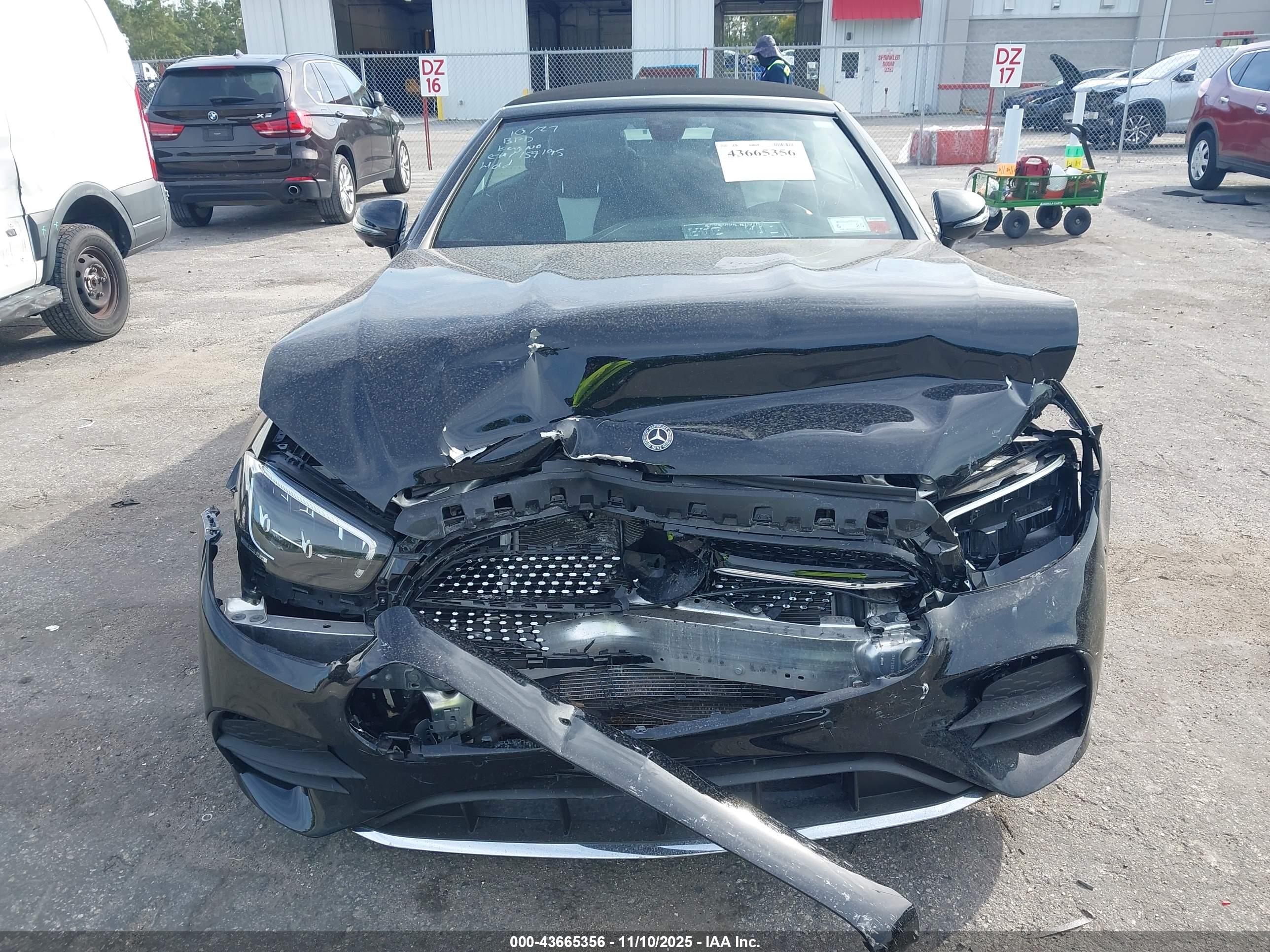 MERCEDES-BENZ E image 6