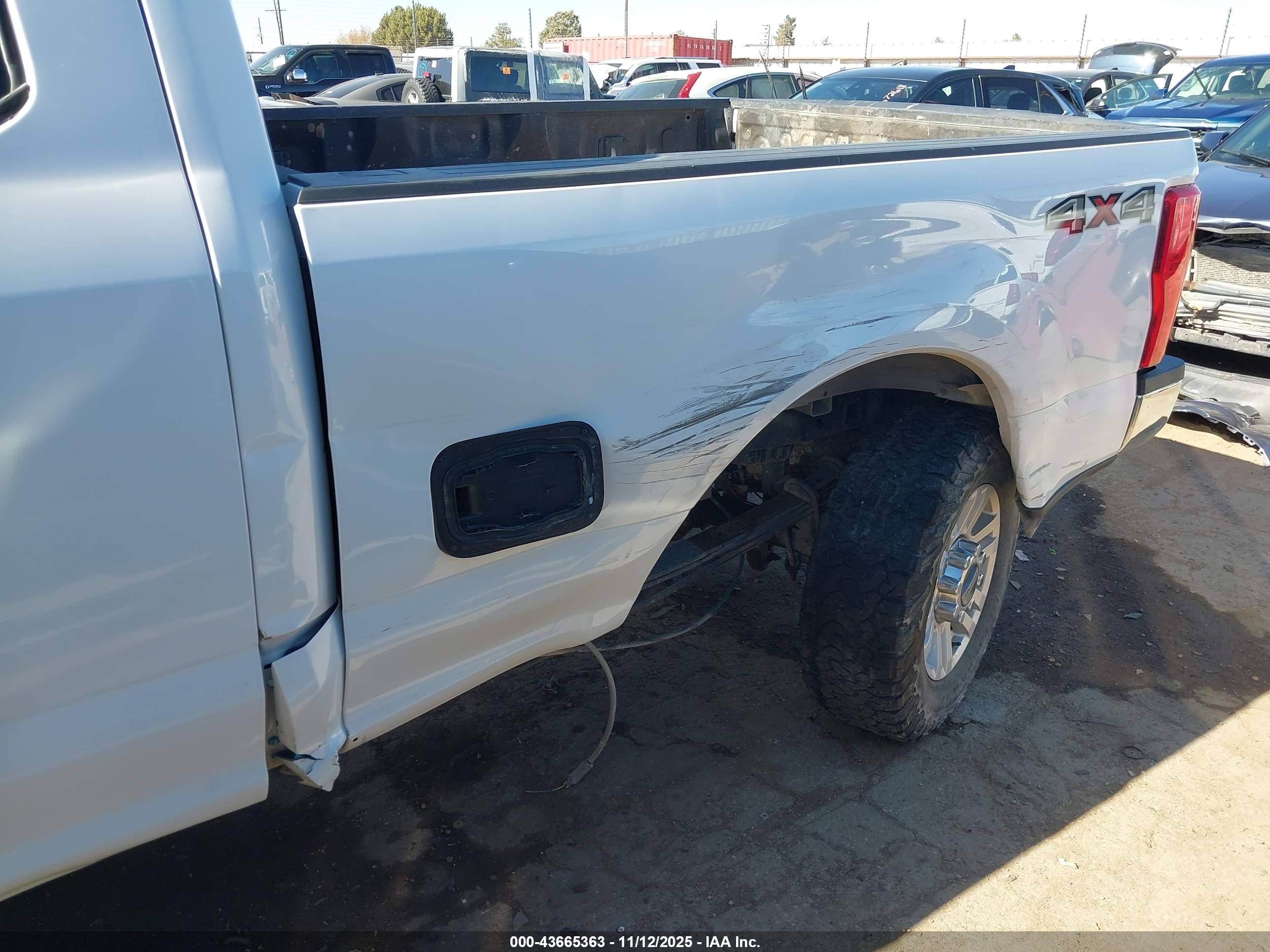 FORD F-250 image 6