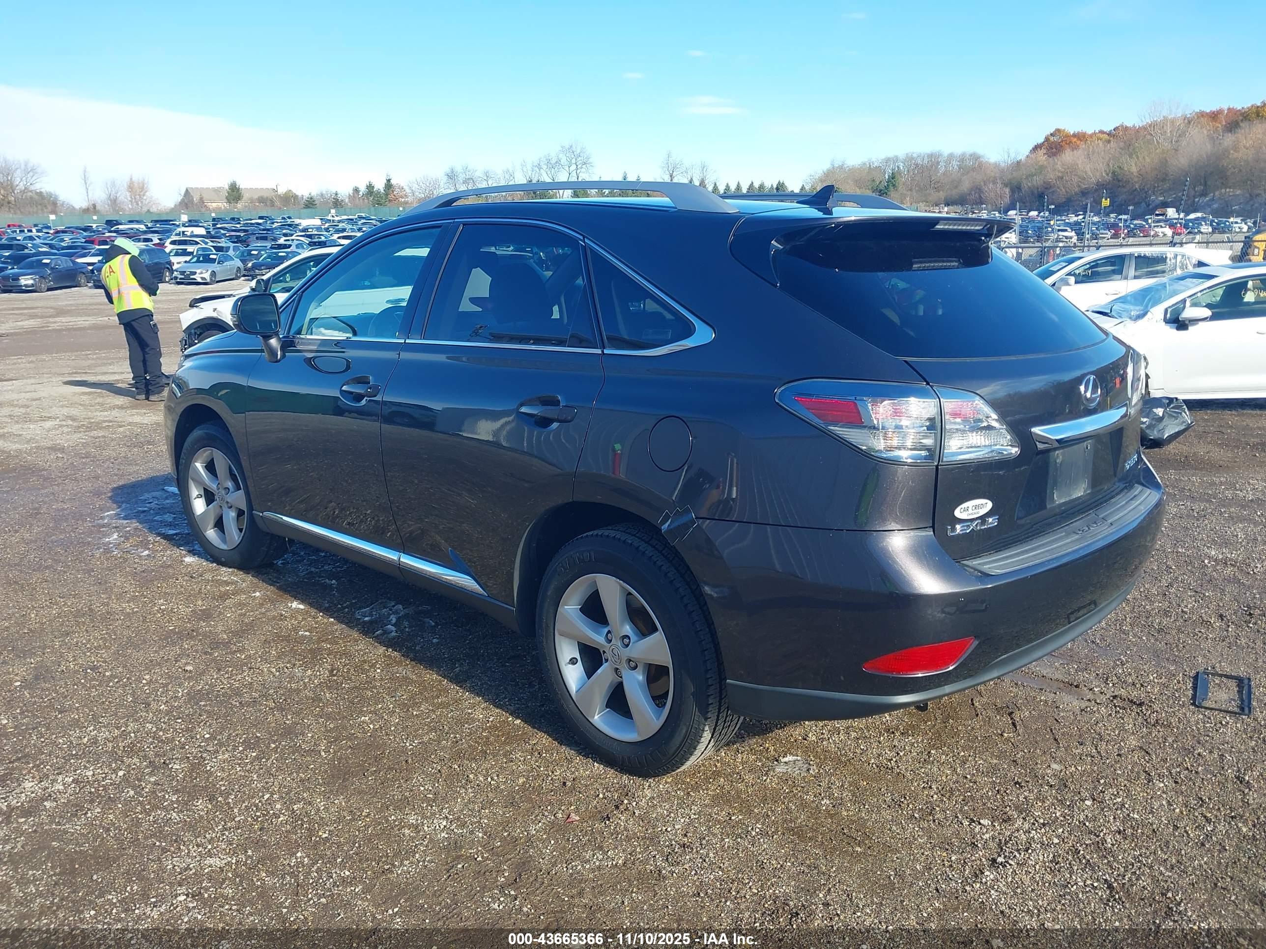 LEXUS RX image 3