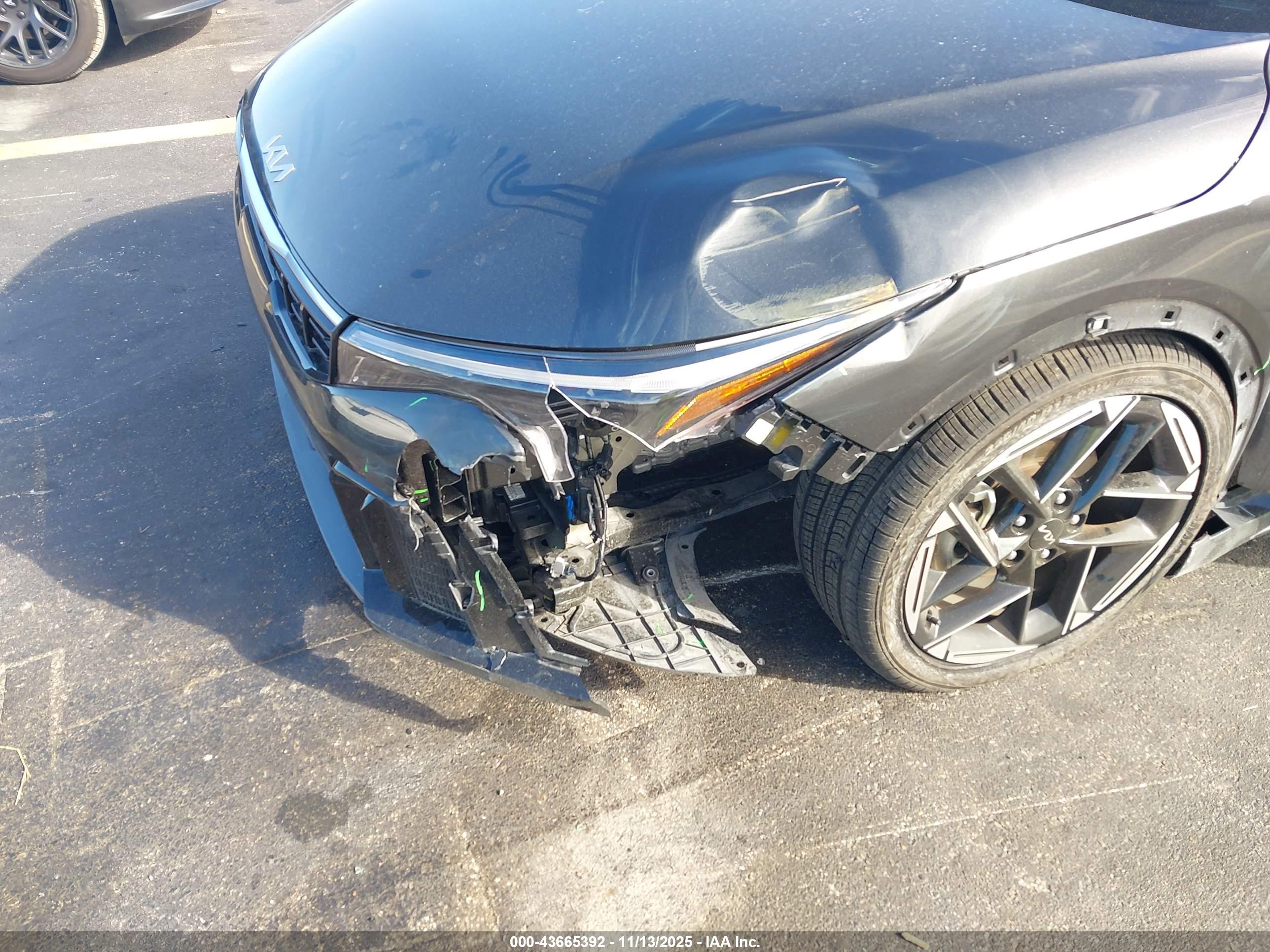 KIA K4 image 6