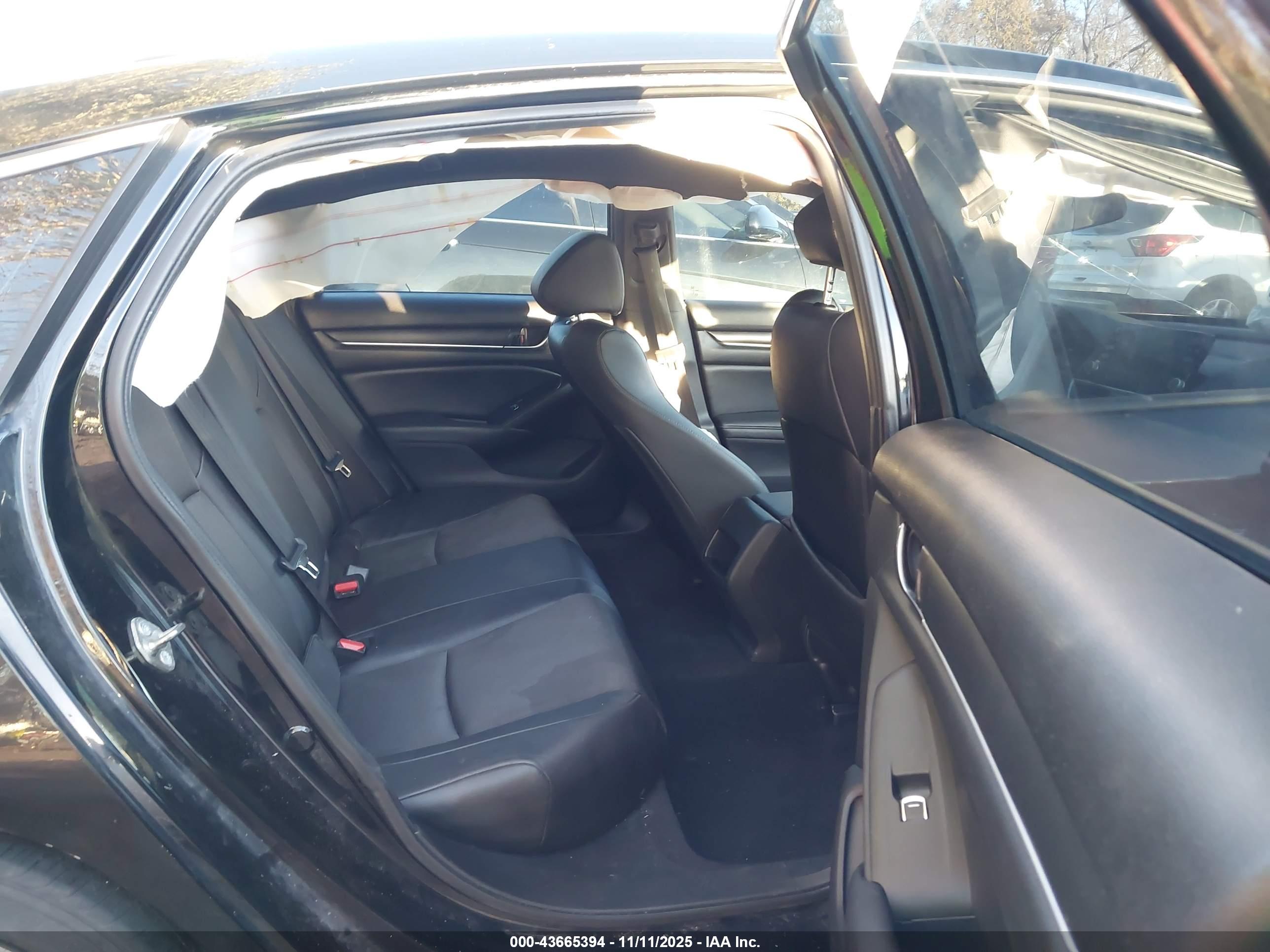 HONDA ACCORD image 8