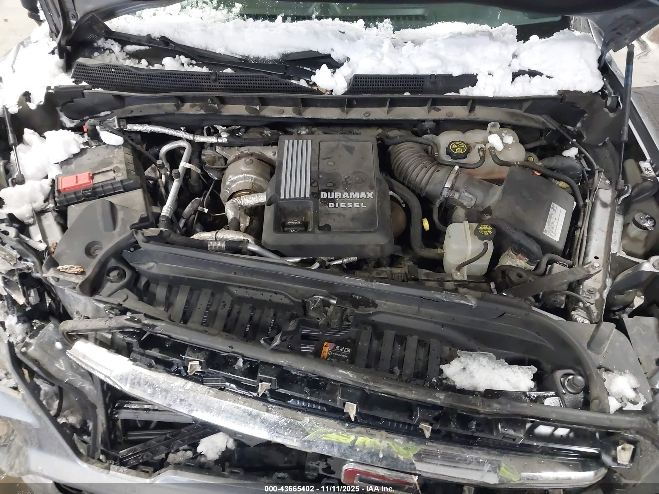 GMC SIERRA image 10