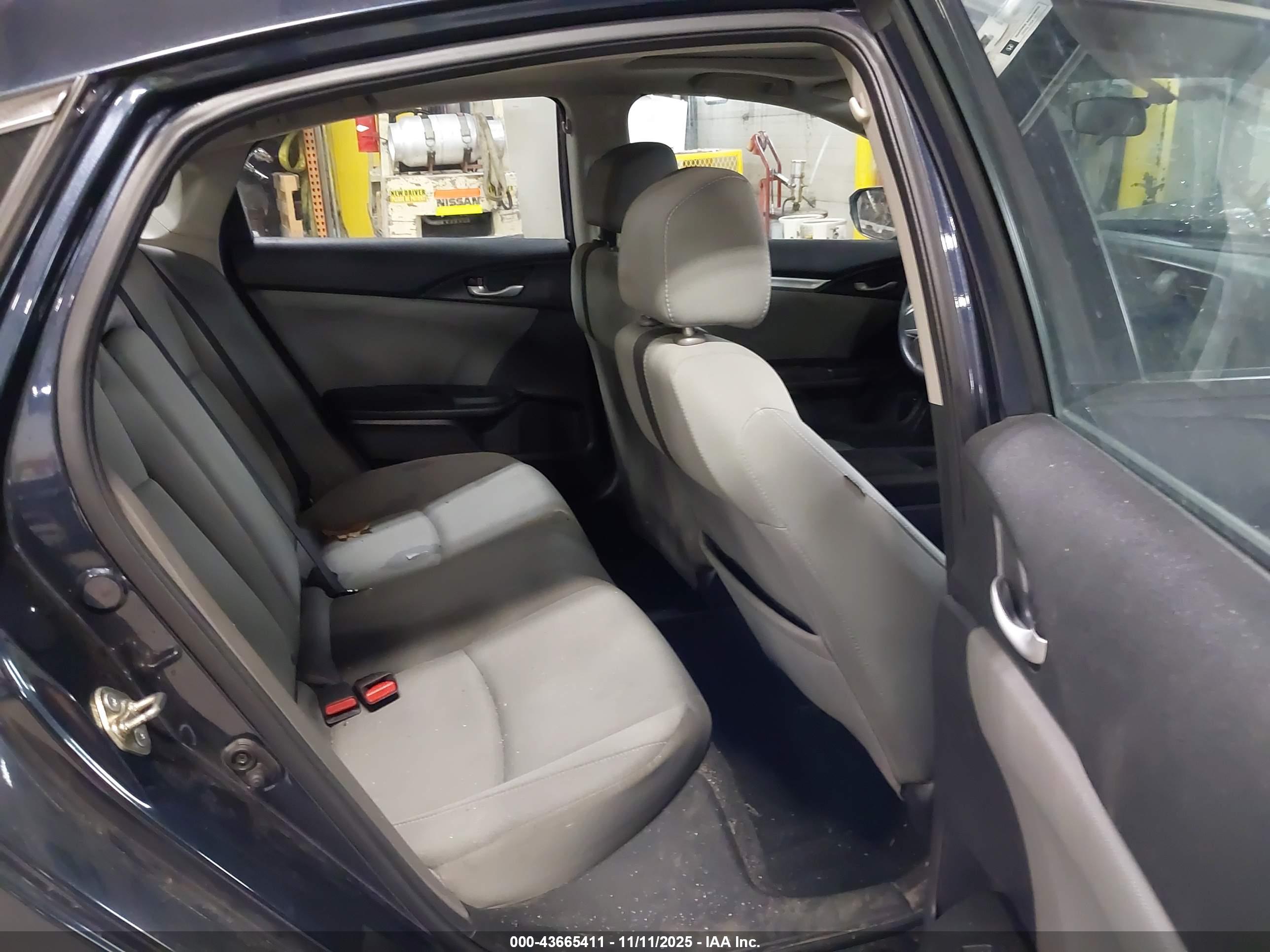 HONDA CIVIC image 8