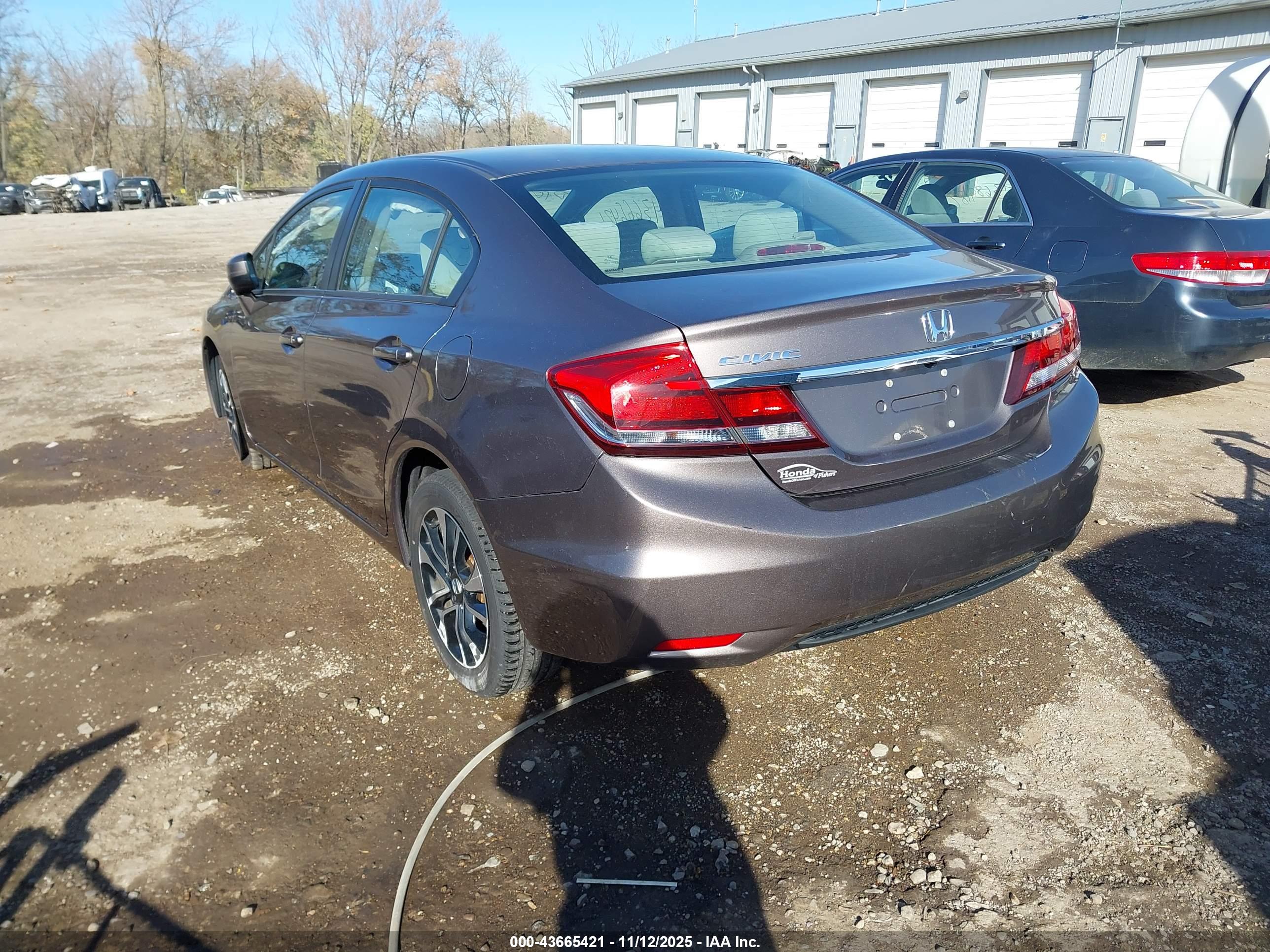 HONDA CIVIC image 3
