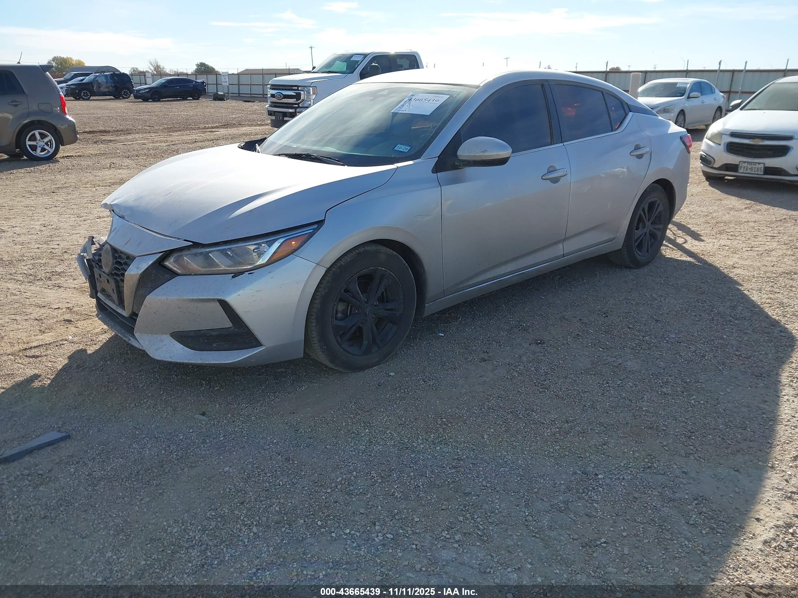 NISSAN SENTRA image 2