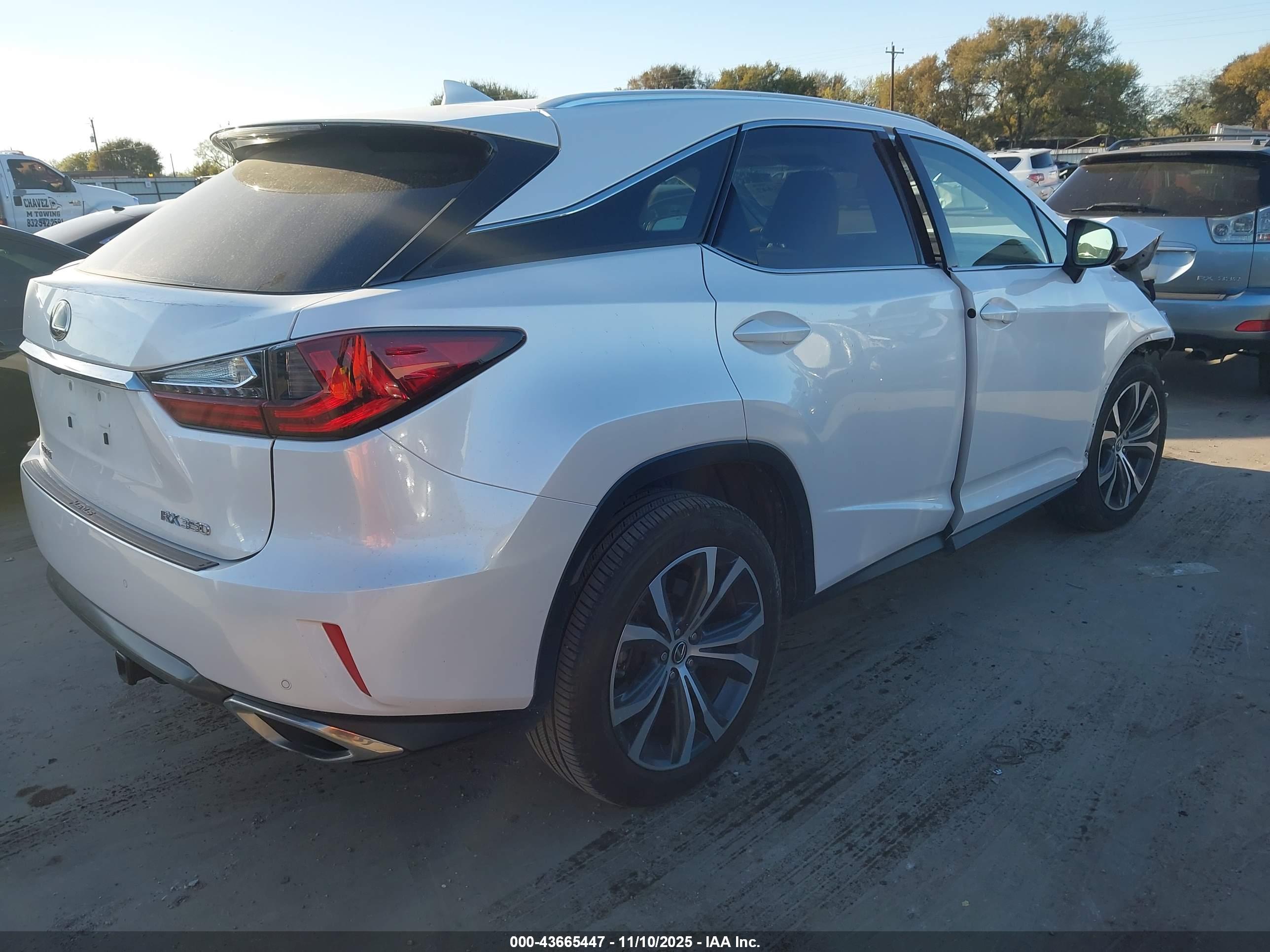 LEXUS RX image 4