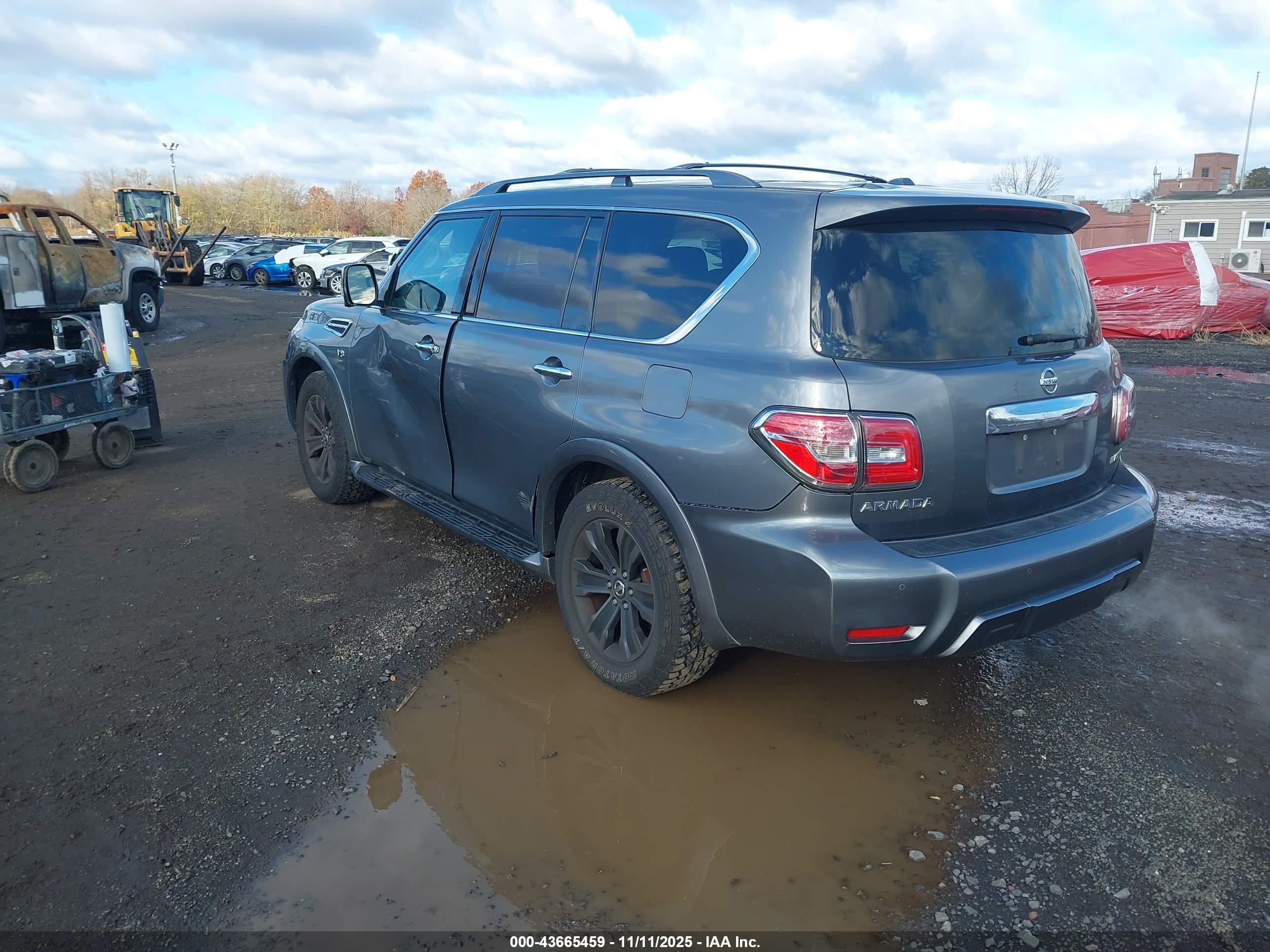 NISSAN ARMADA image 3