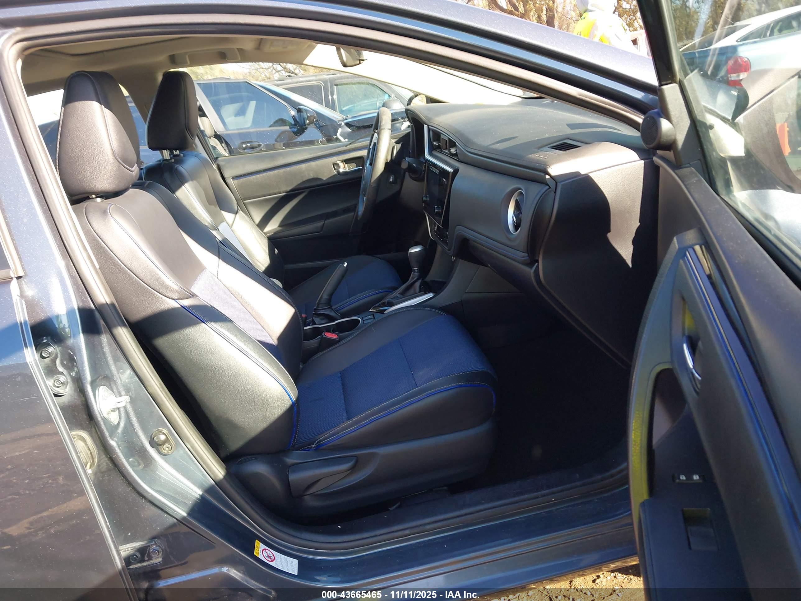 TOYOTA COROLLA image 5