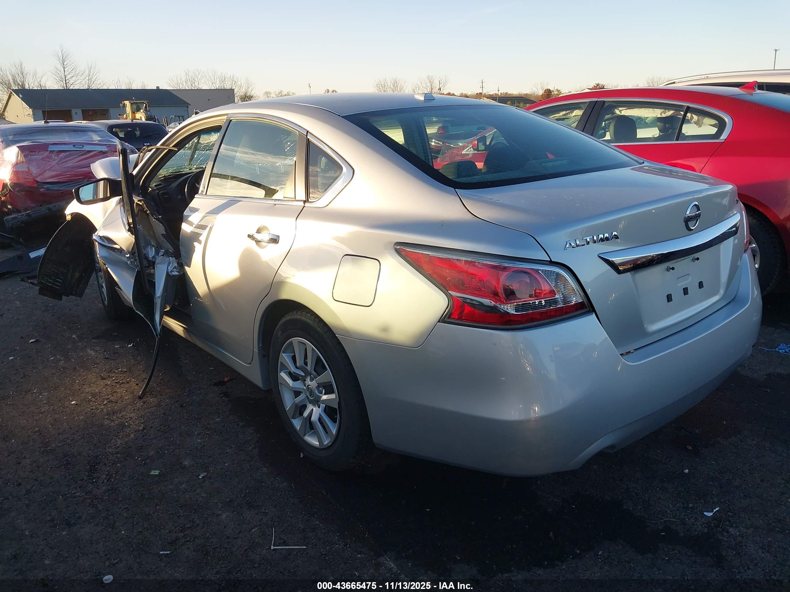 NISSAN ALTIMA image 3
