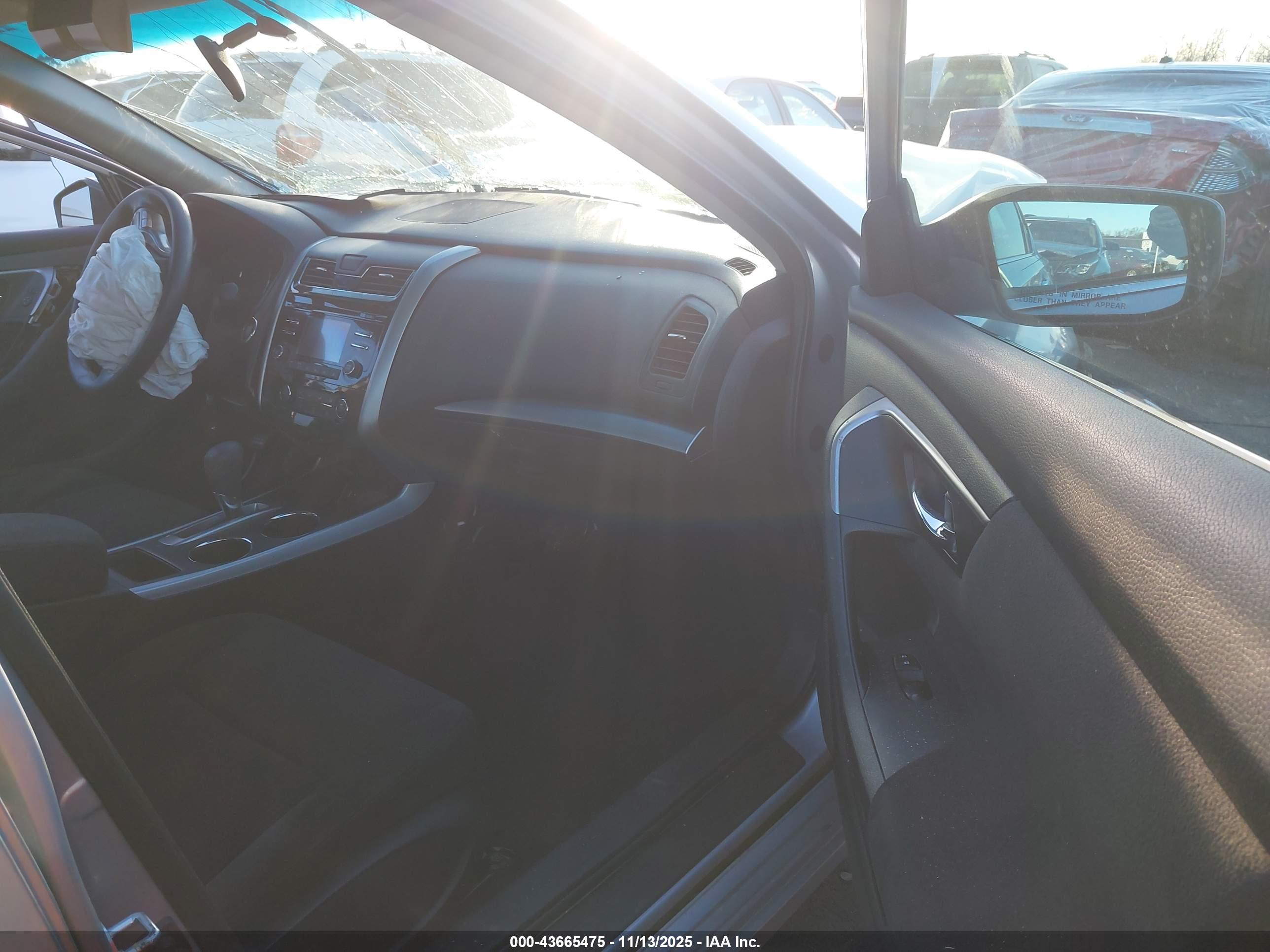 NISSAN ALTIMA image 5