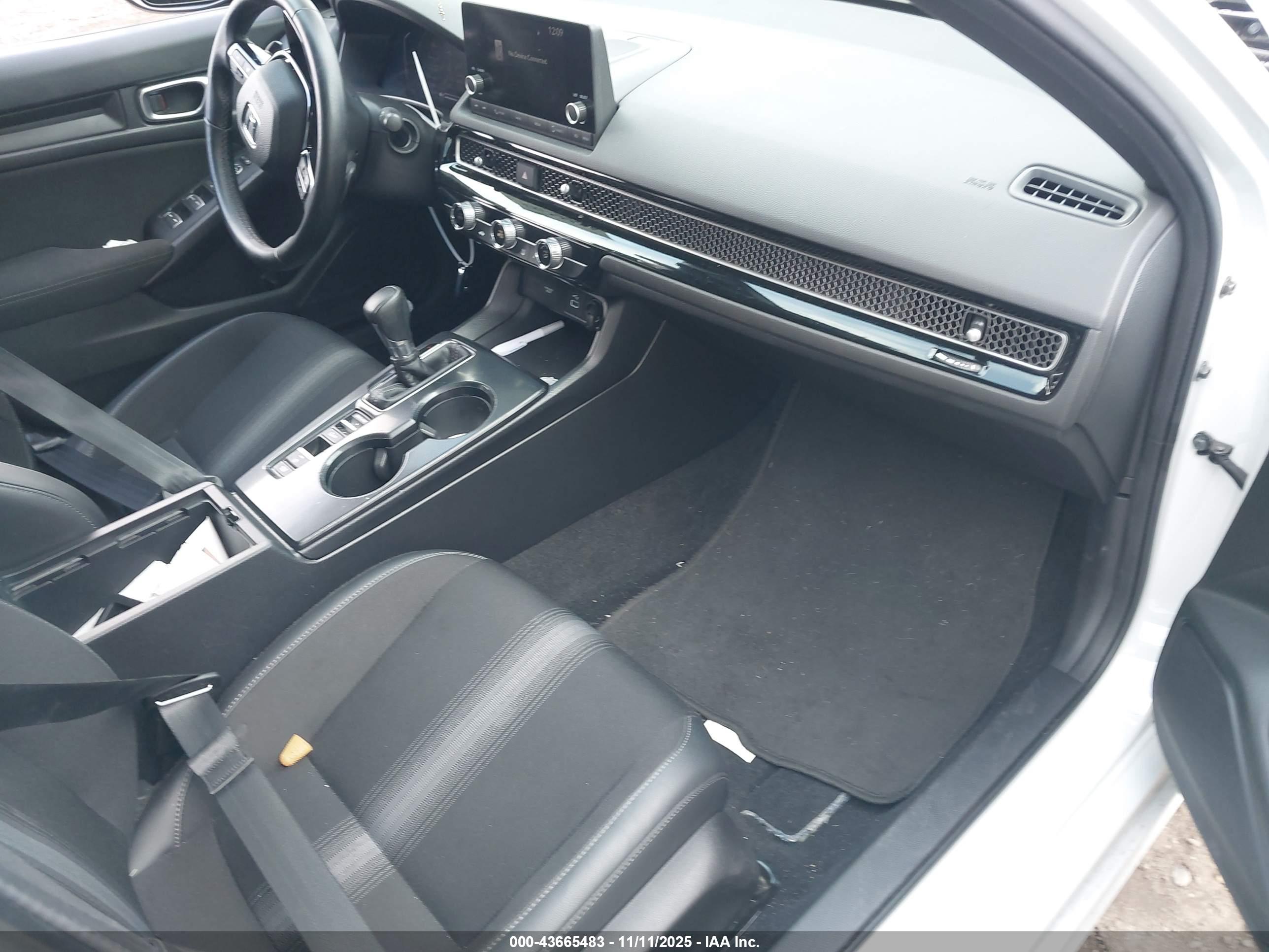 HONDA CIVIC image 5
