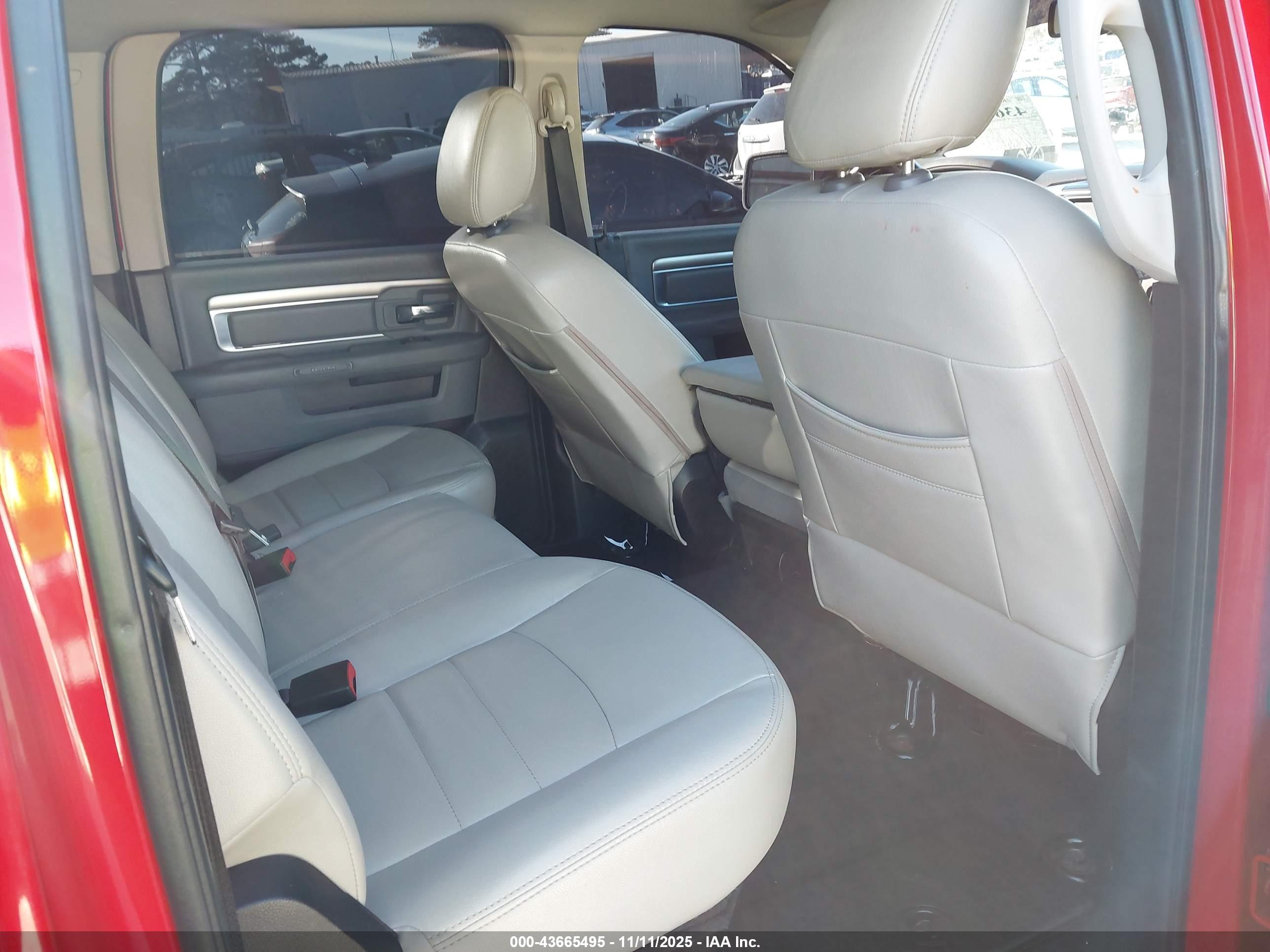 RAM 1500 image 8