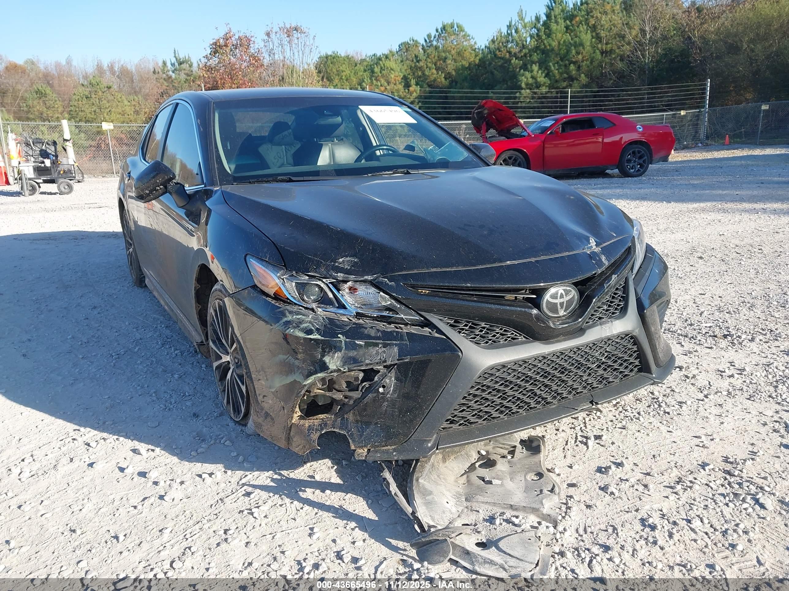 TOYOTA CAMRY image 6