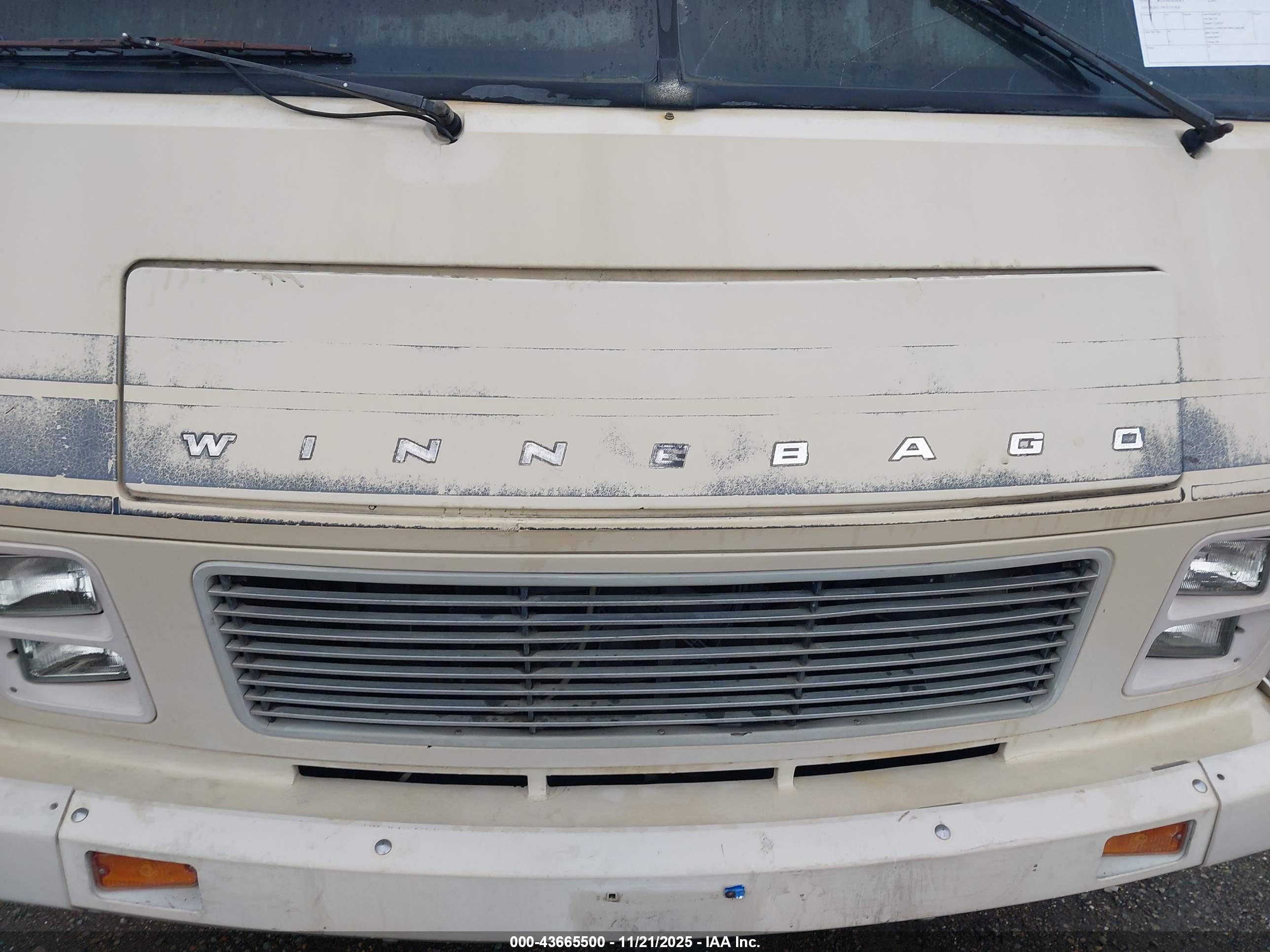 WINNEBAGO P30 image 10