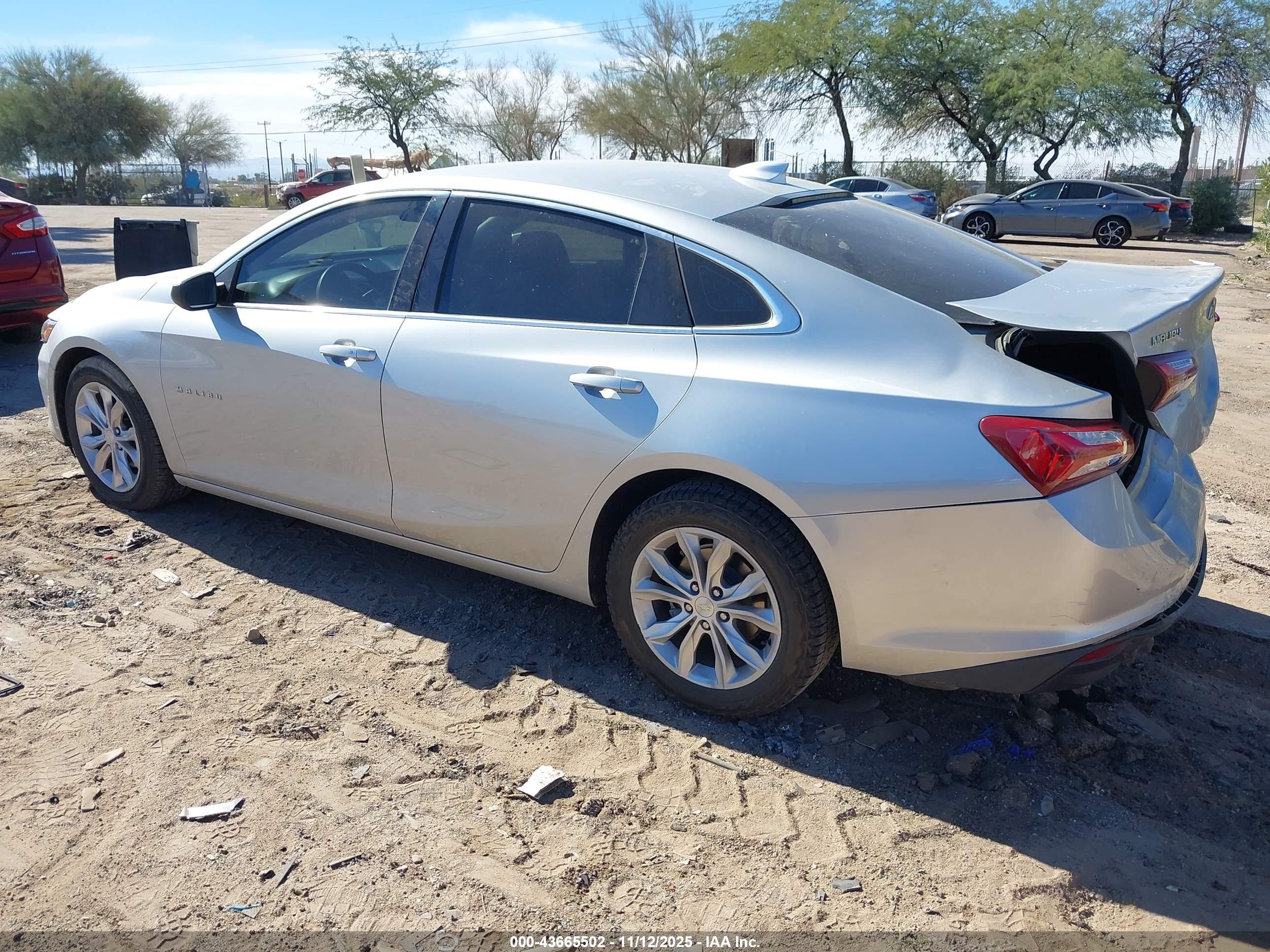 CHEVROLET MALIBU image 3