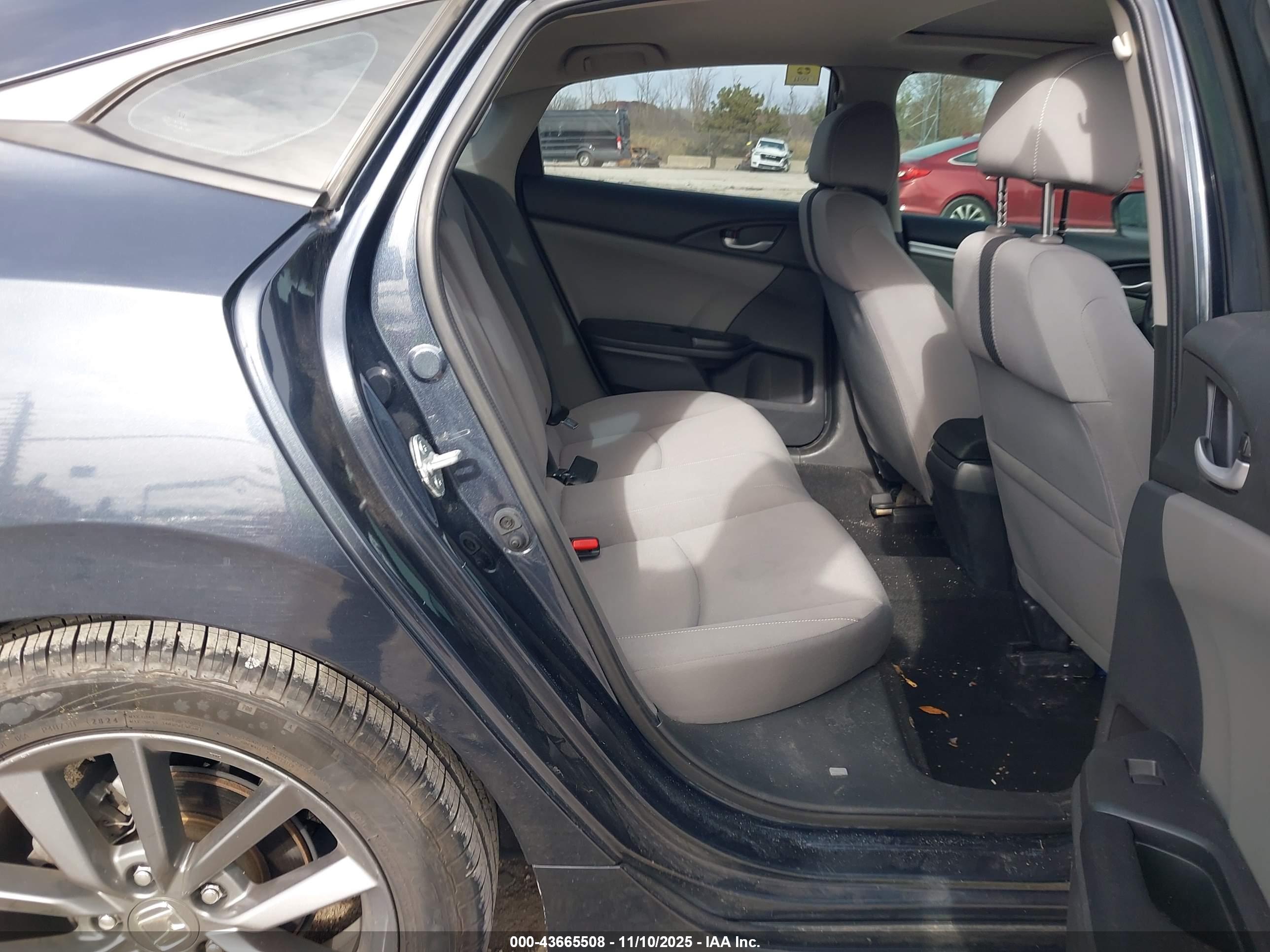HONDA CIVIC image 8