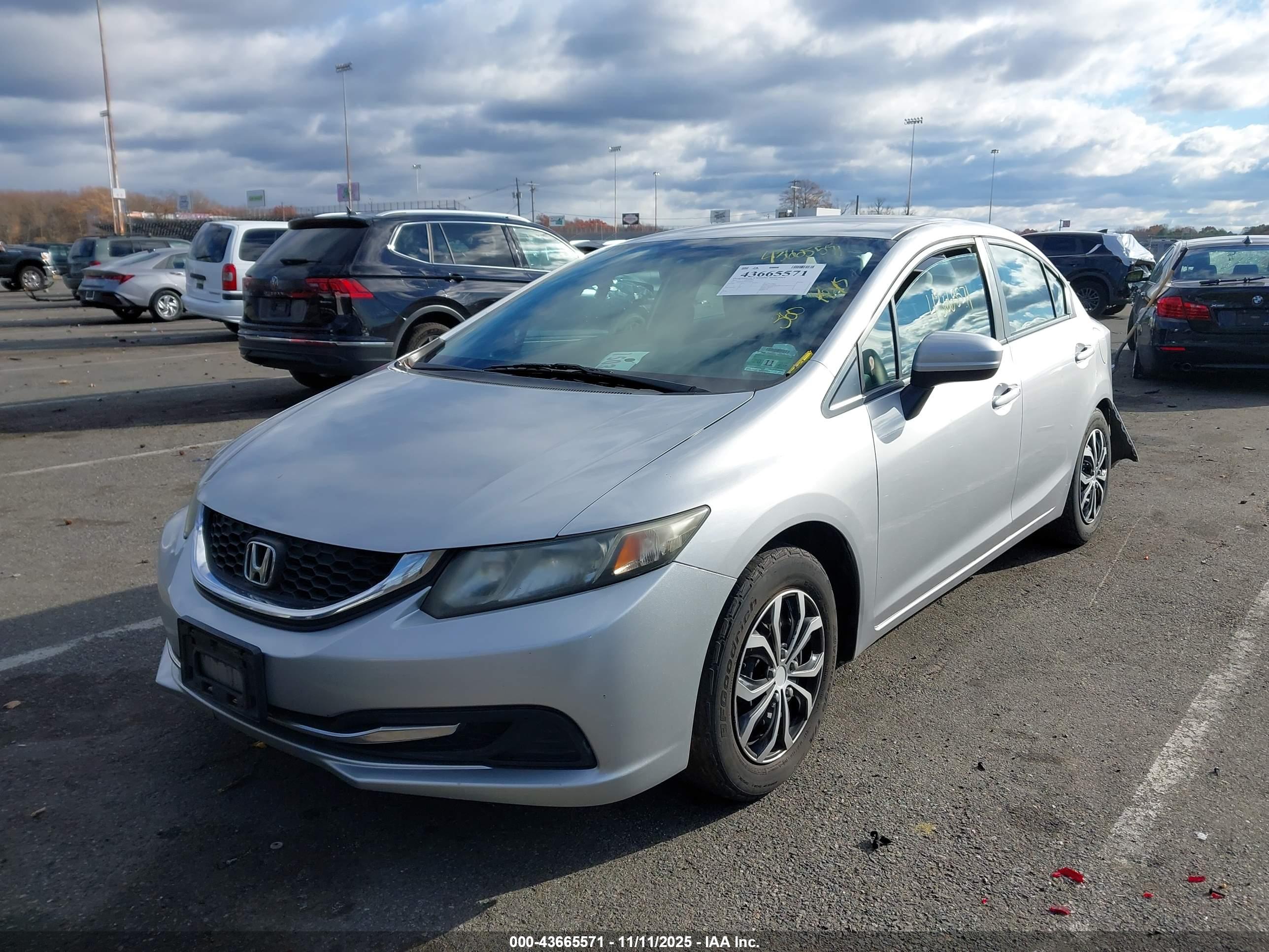 HONDA CIVIC image 2