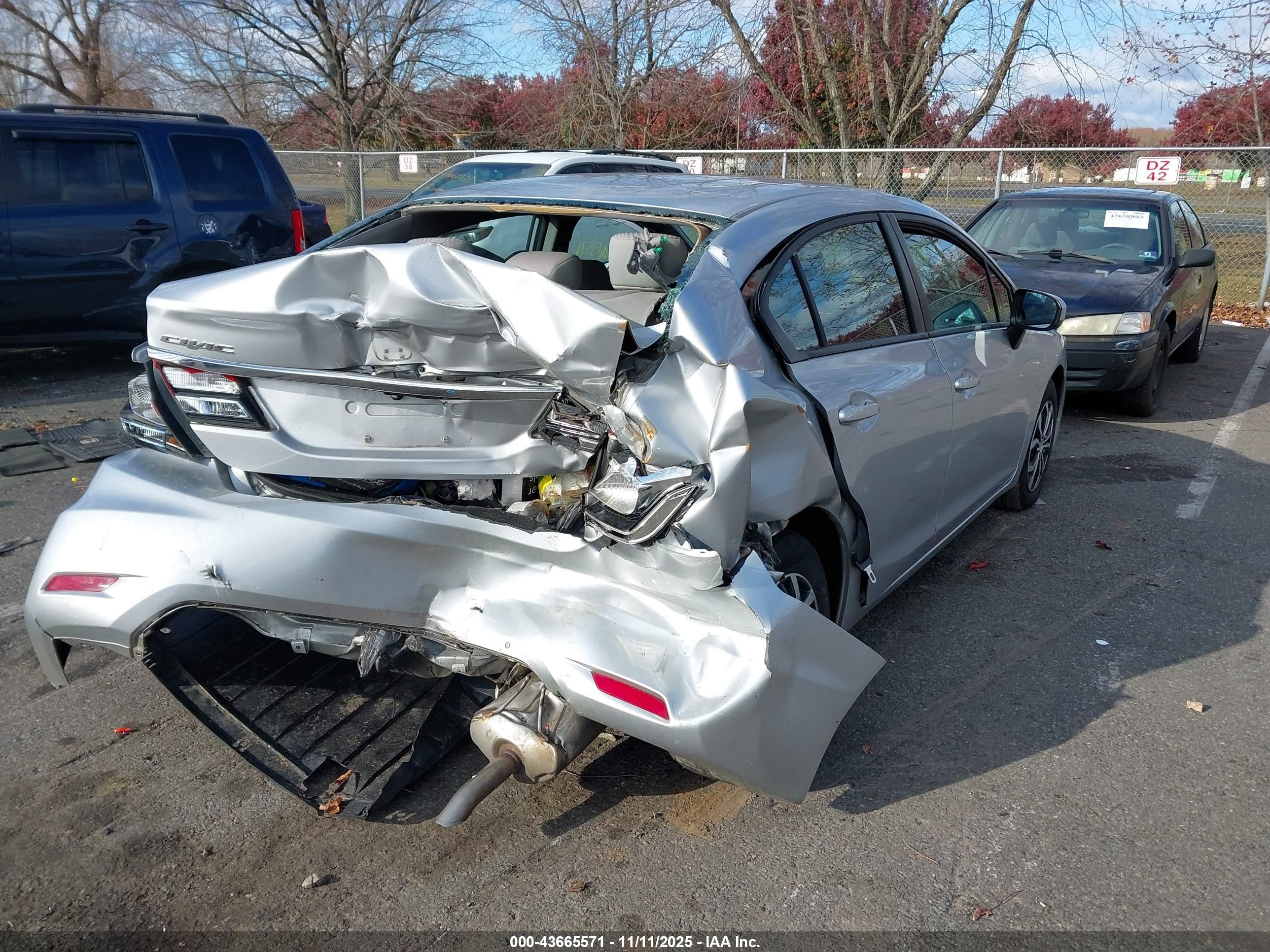 HONDA CIVIC image 4