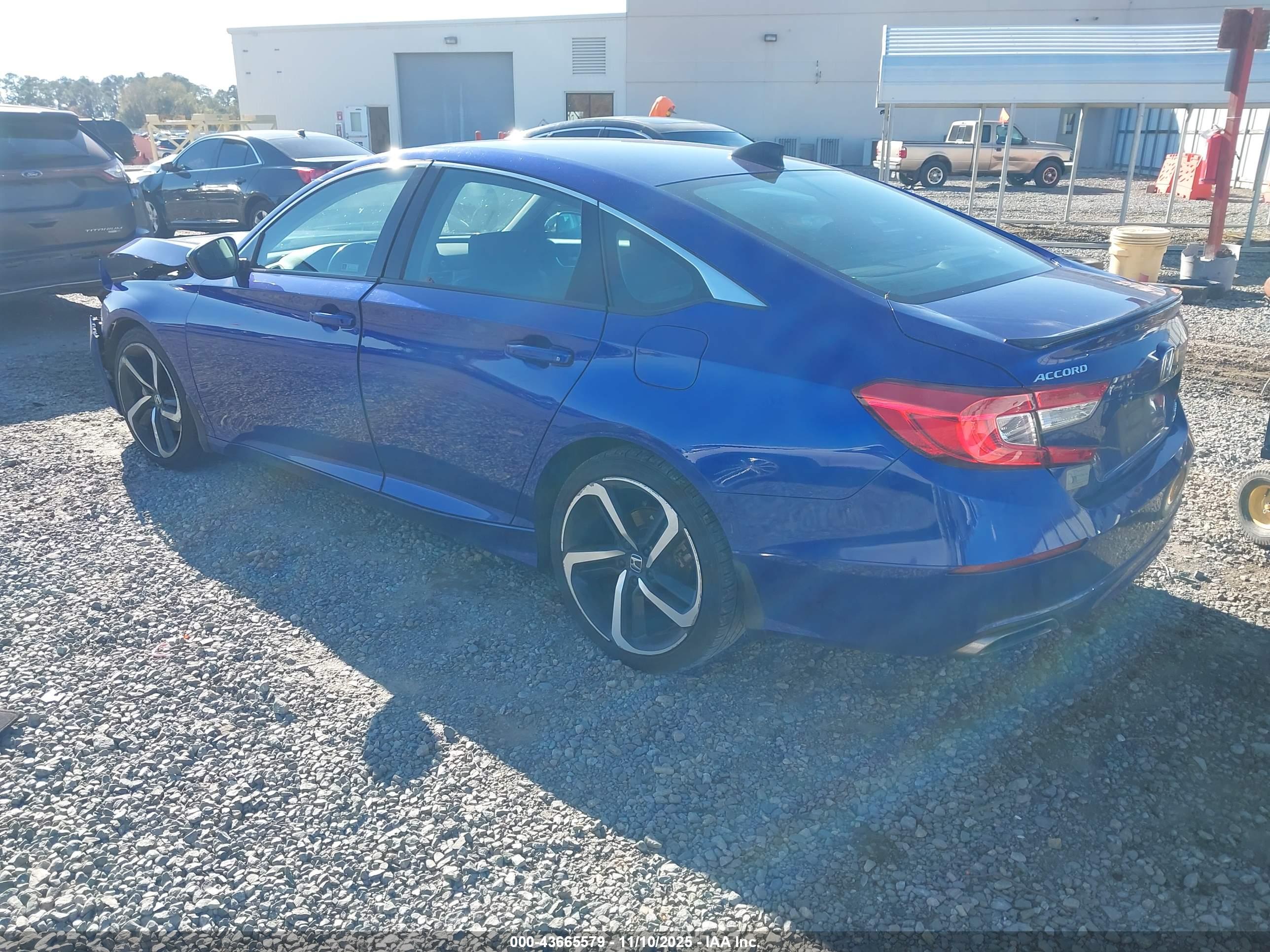 HONDA ACCORD image 3