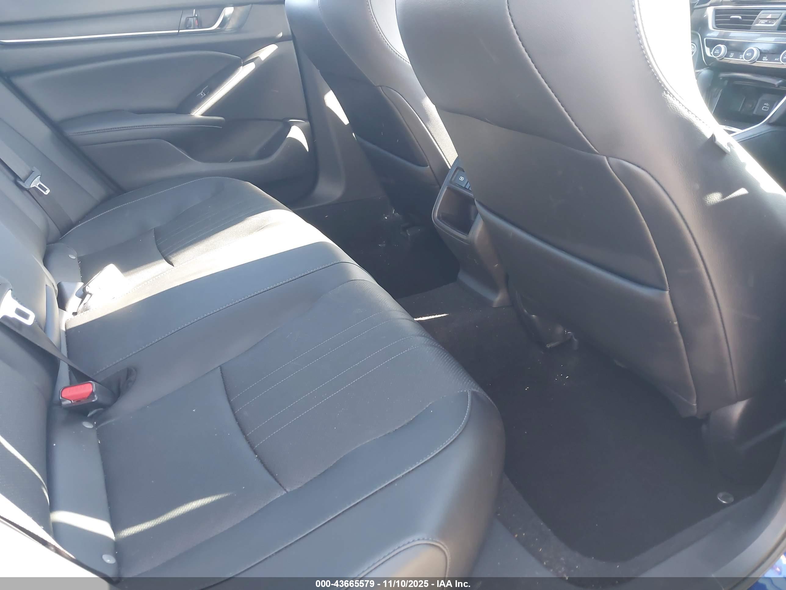 HONDA ACCORD image 8