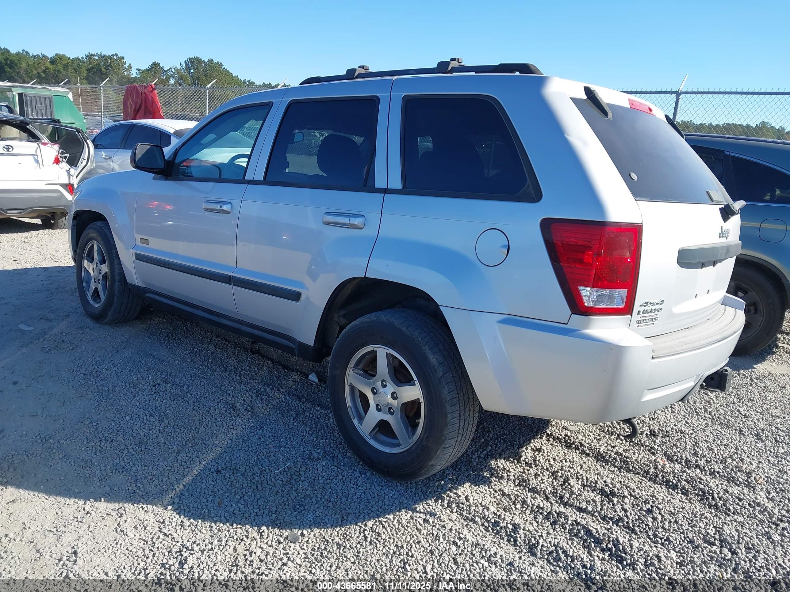 JEEP GRAND image 3