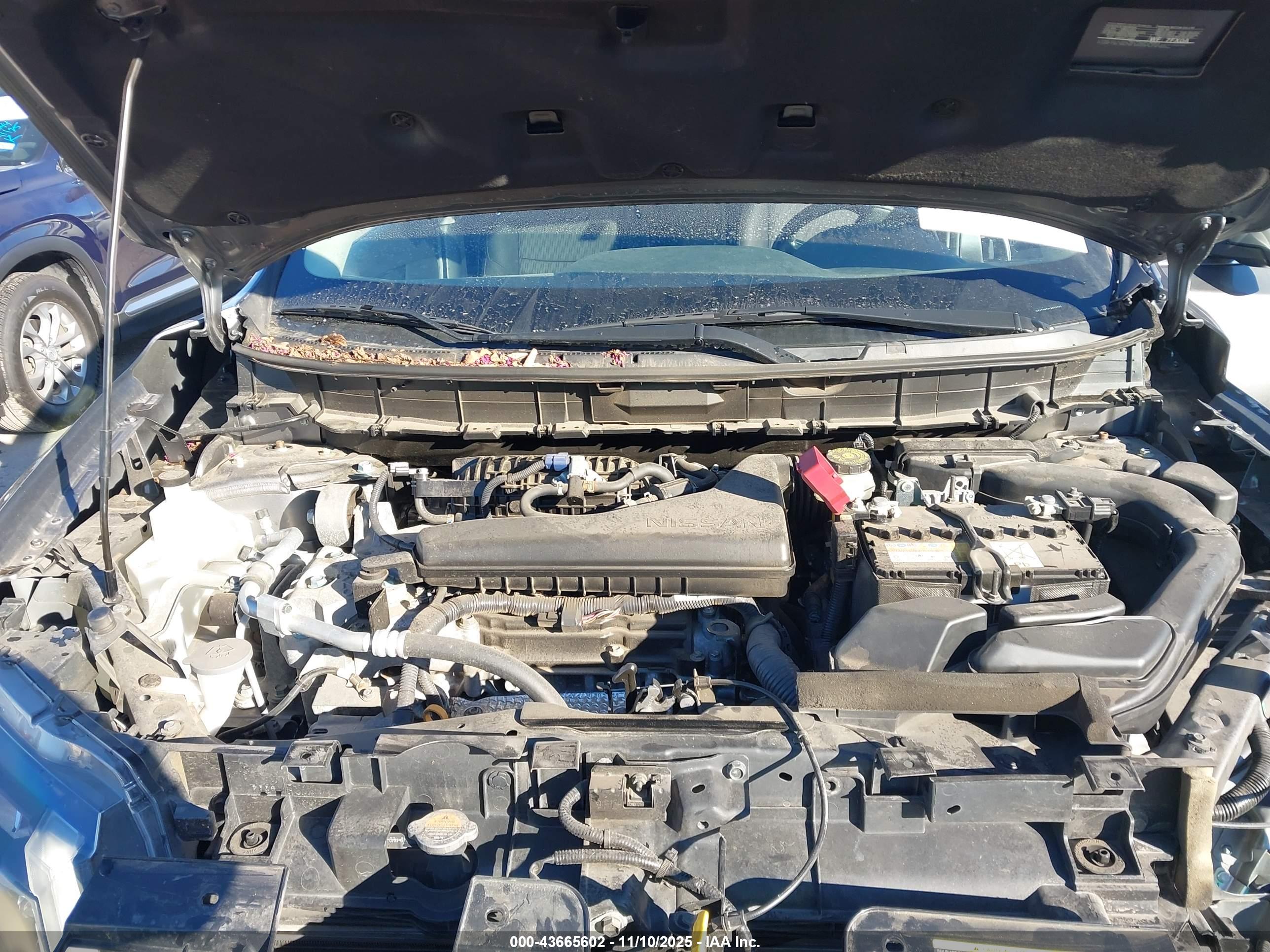 NISSAN ROGUE image 10