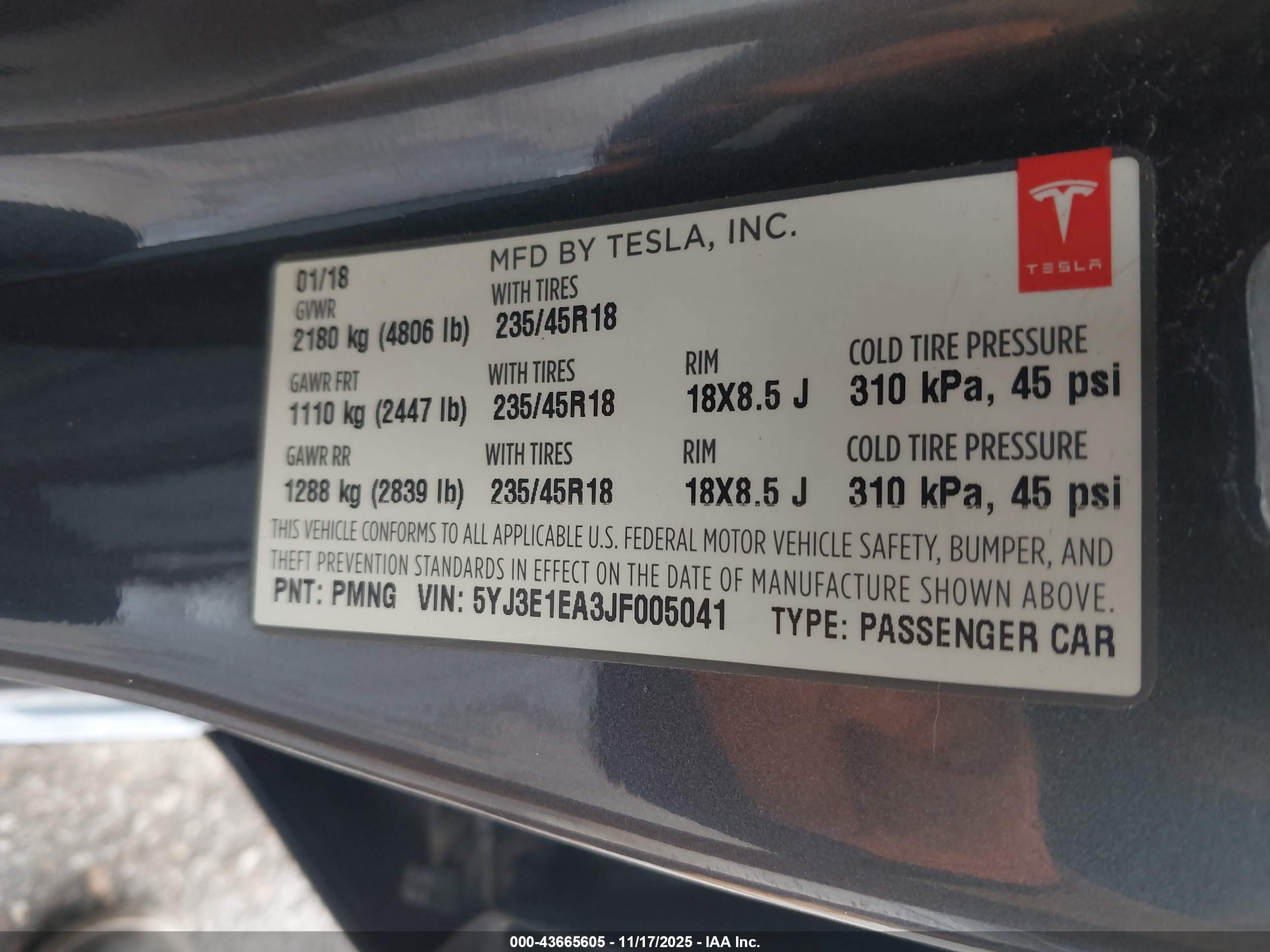 TESLA MODEL image 9