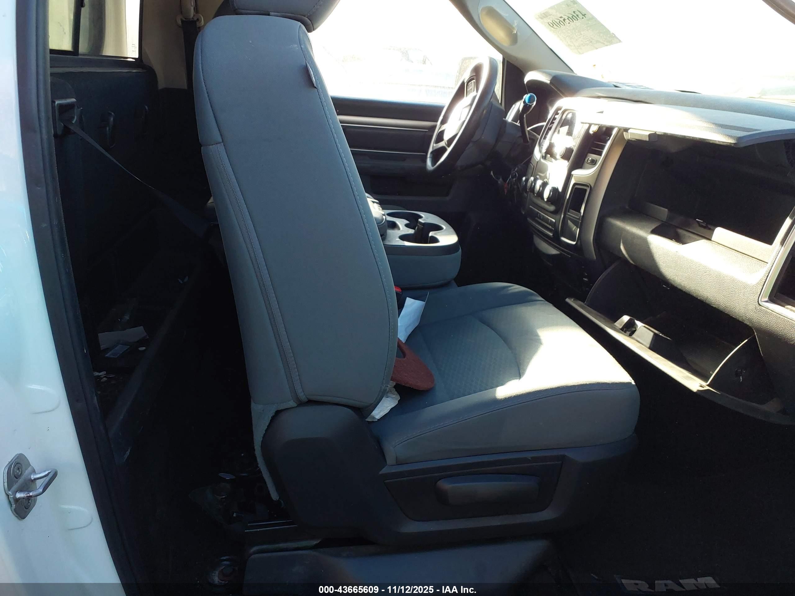 RAM 1500 image 8