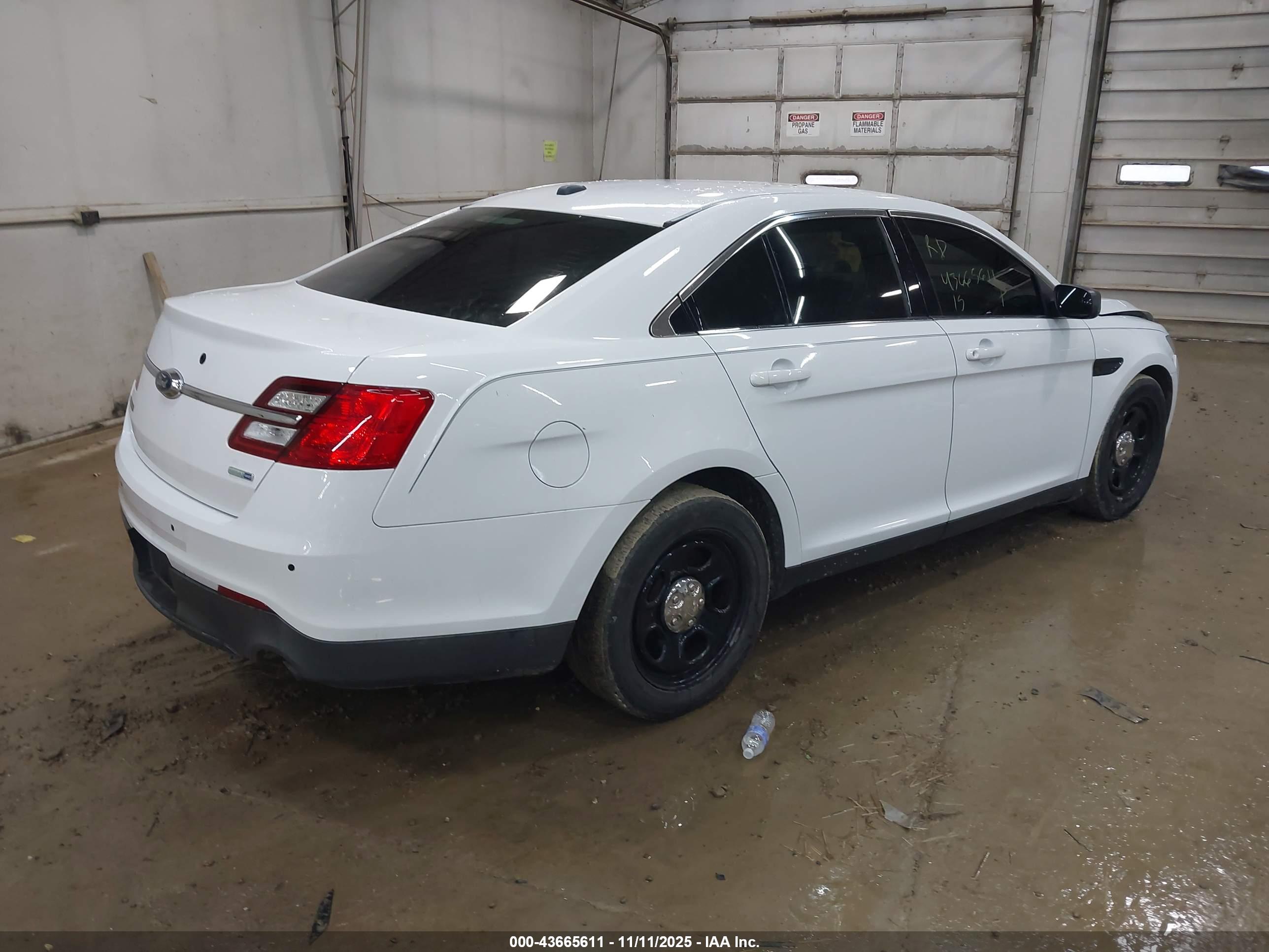 FORD POLICE image 4