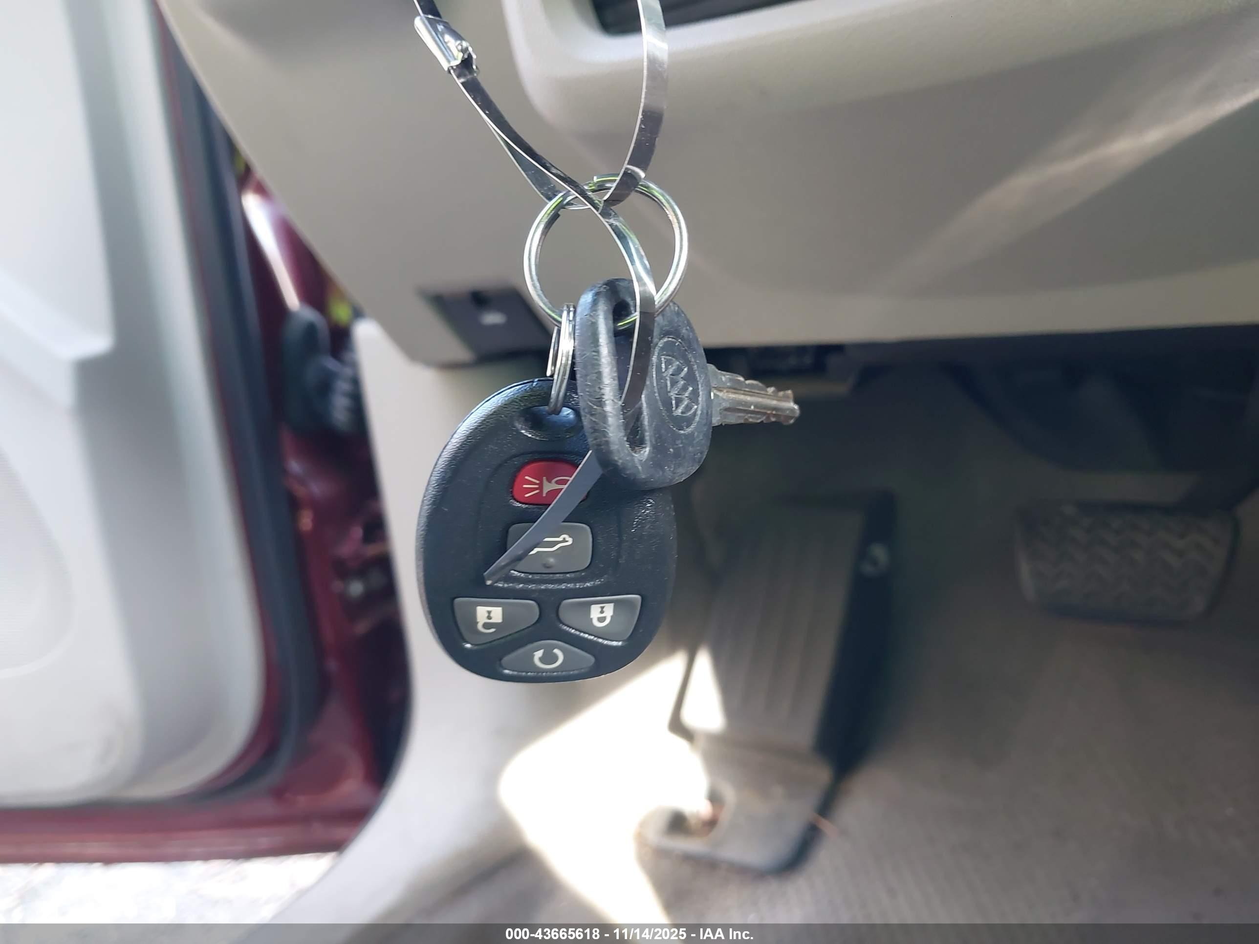 BUICK ENCLAVE image 11