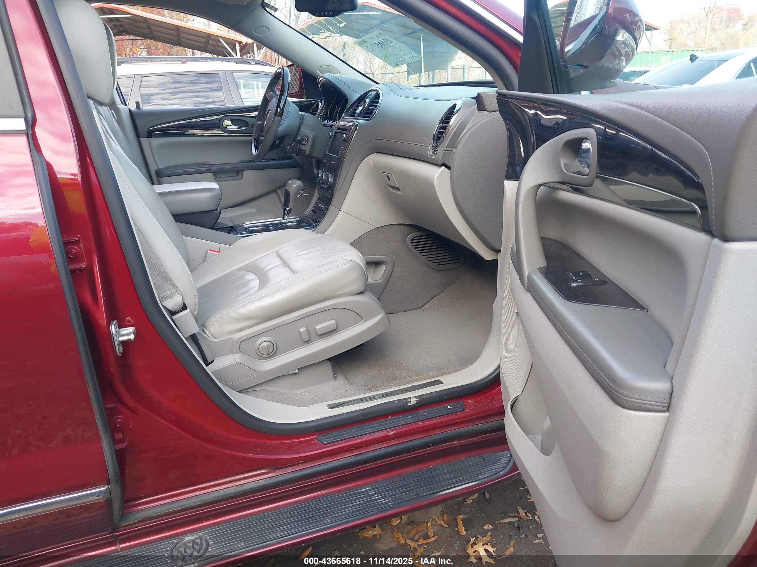 BUICK ENCLAVE image 5