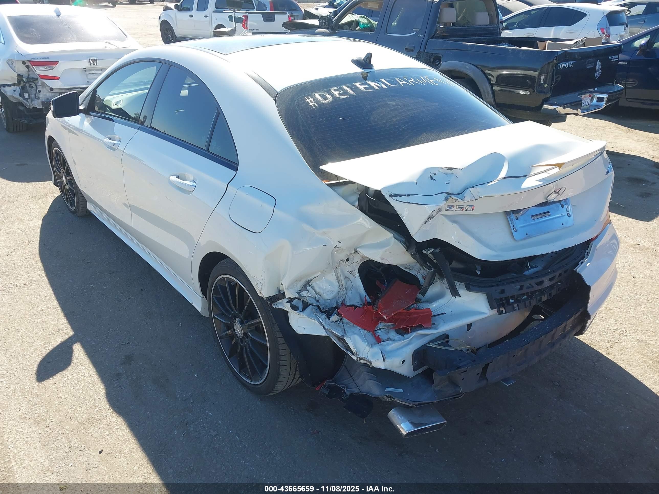 MERCEDES-BENZ CLA image 3