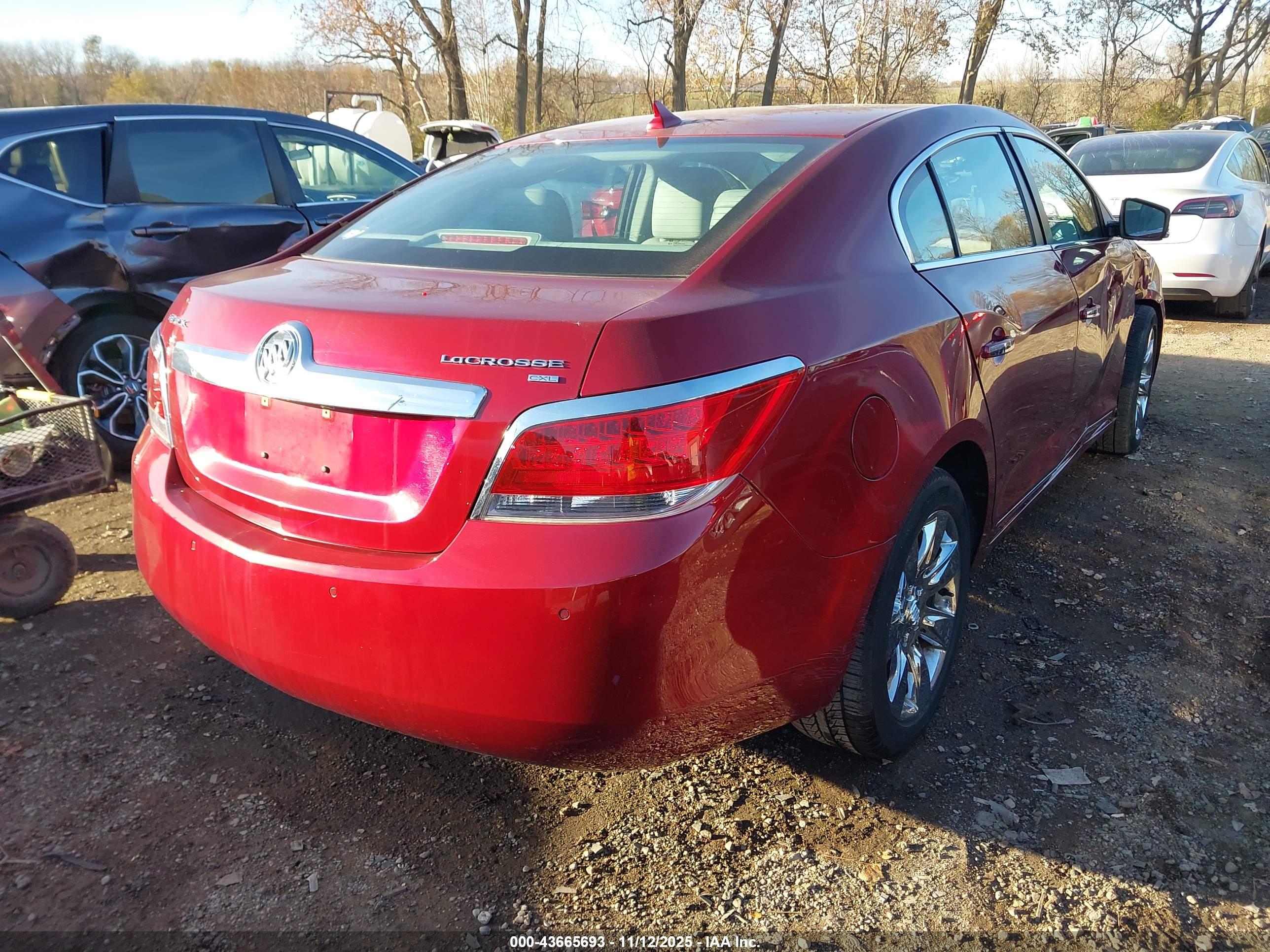 BUICK LACROSSE image 4
