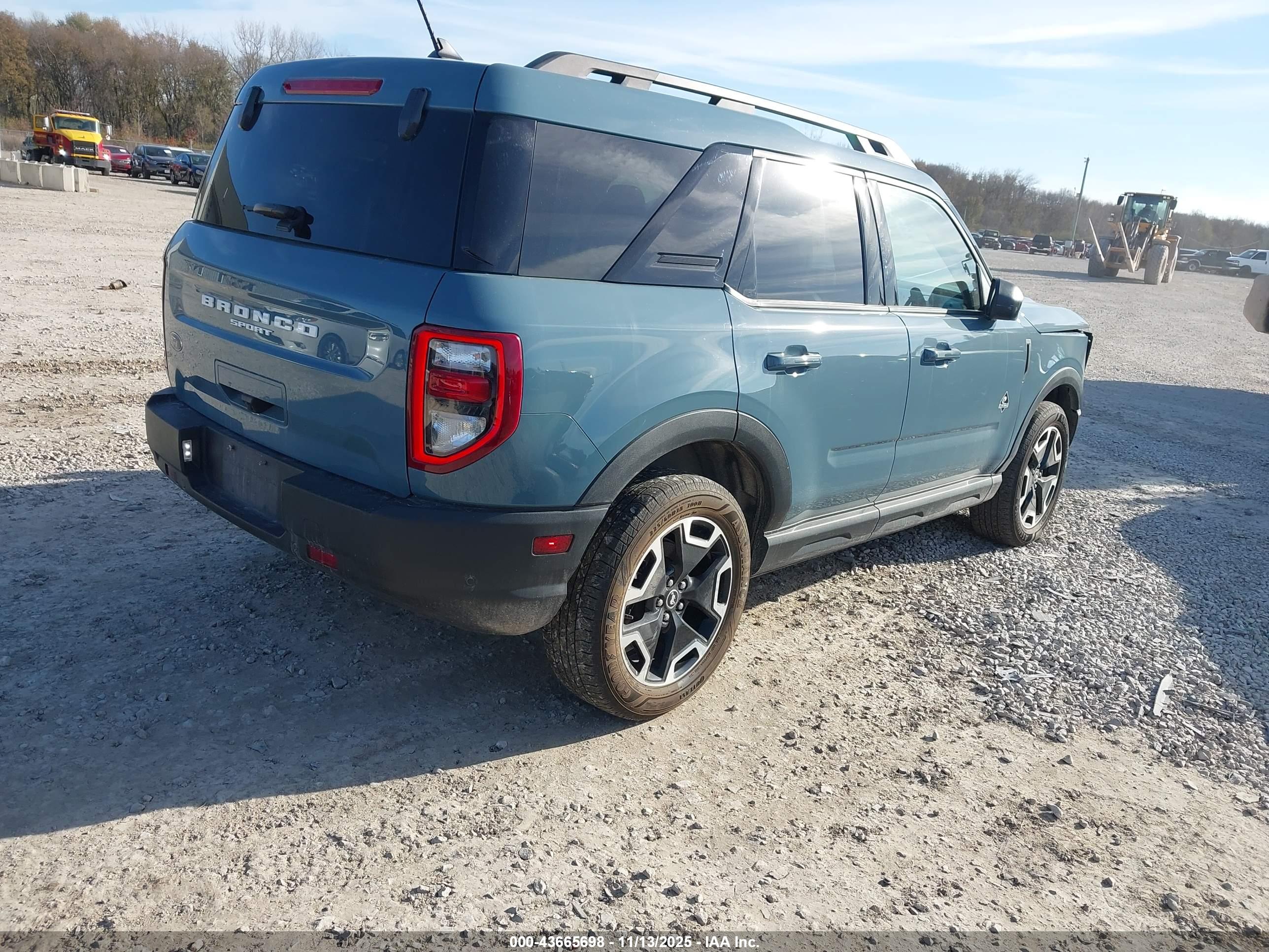 FORD BRONCO image 4