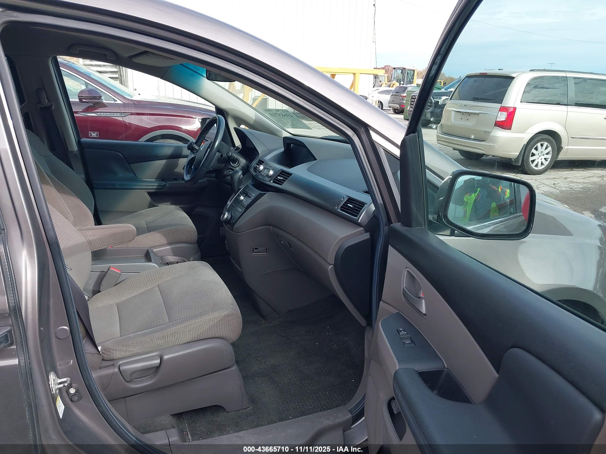 HONDA ODYSSEY image 5