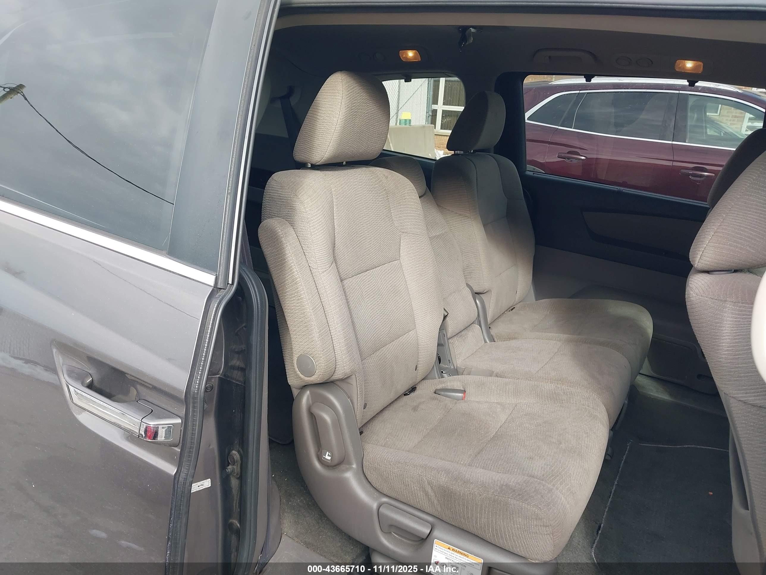 HONDA ODYSSEY image 8