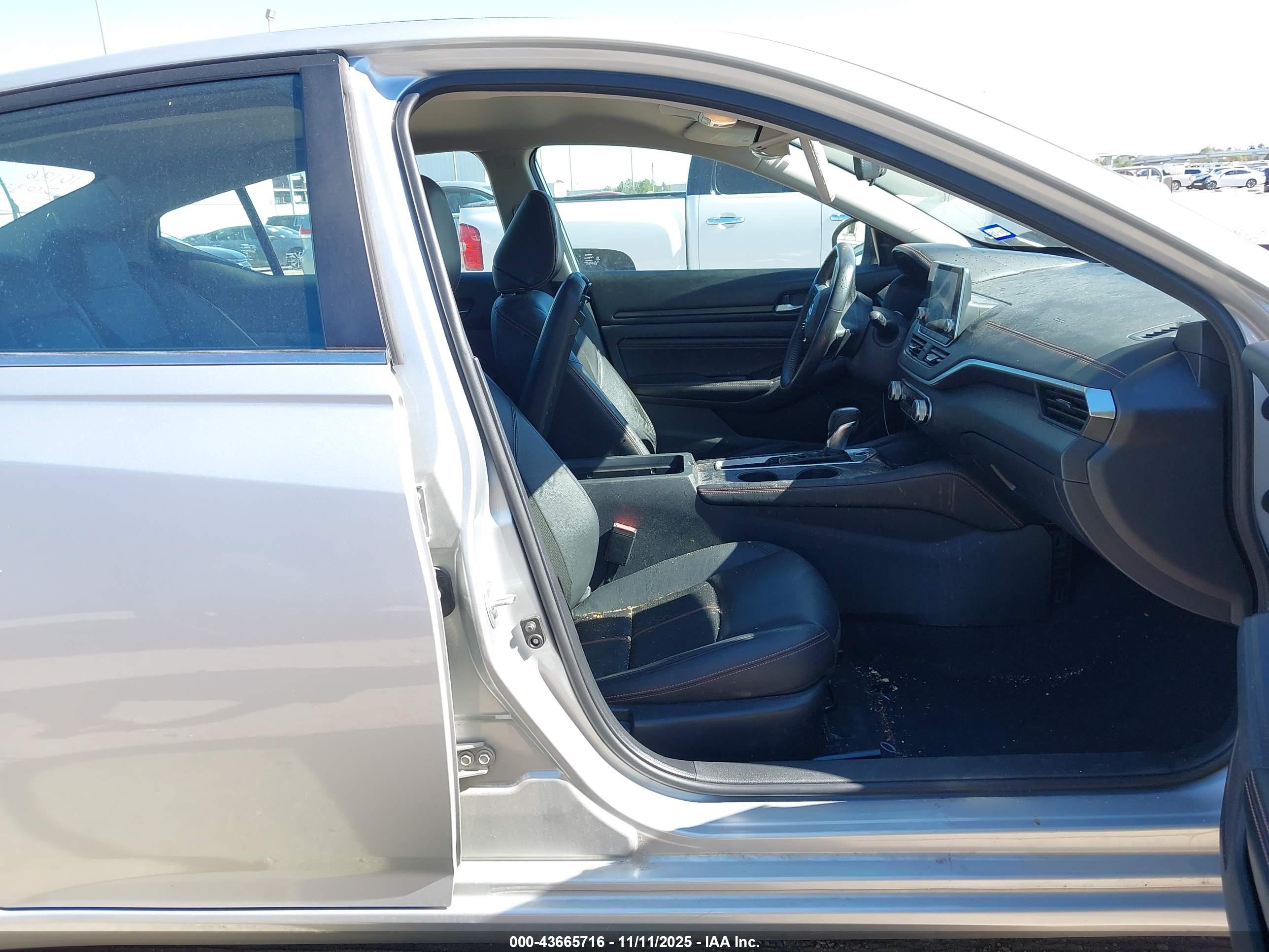 NISSAN ALTIMA image 5